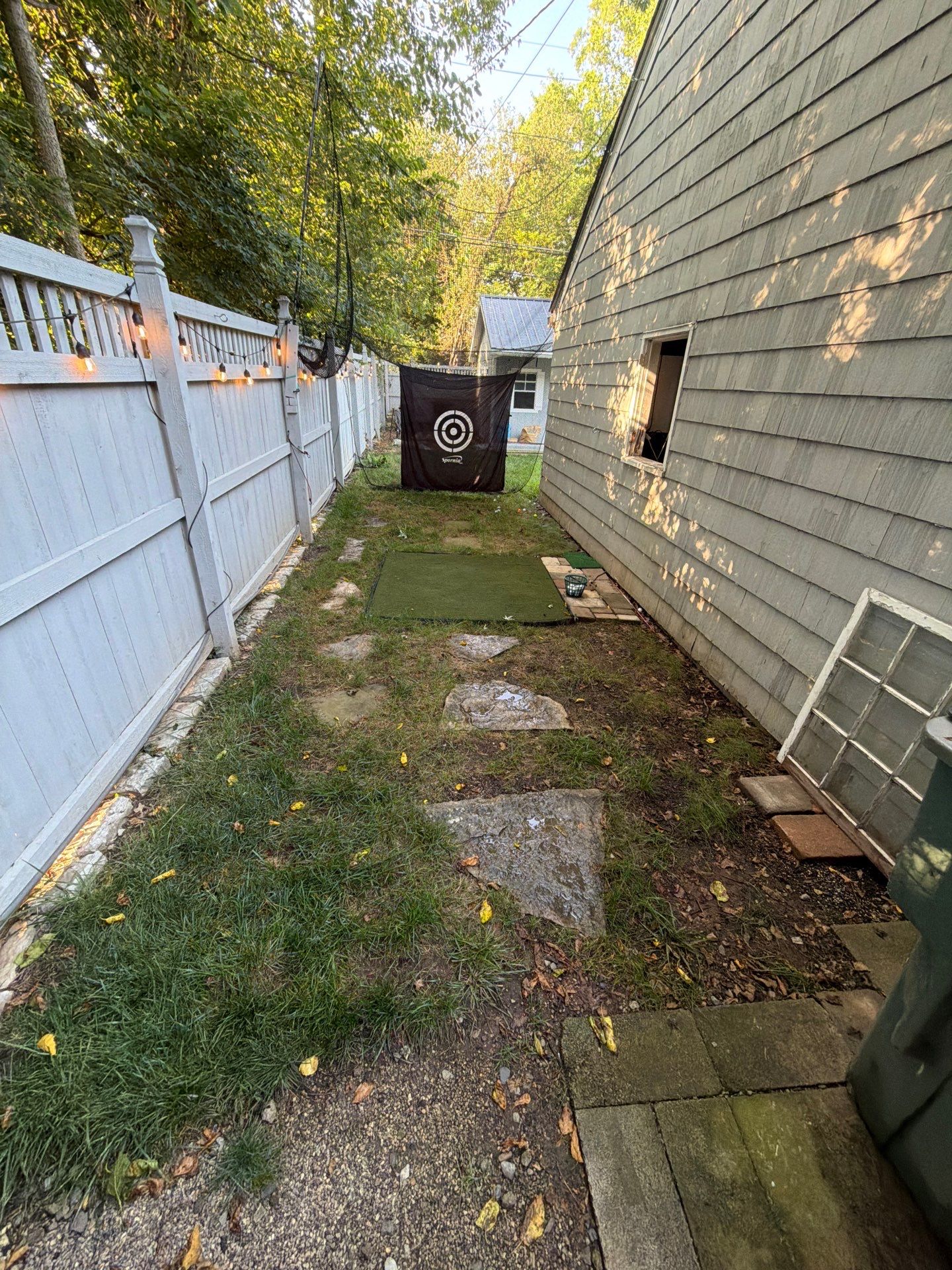 Custom Side Yard Artificial Turf Putting Green Installation in Columbus by Southwest Greens Midwest