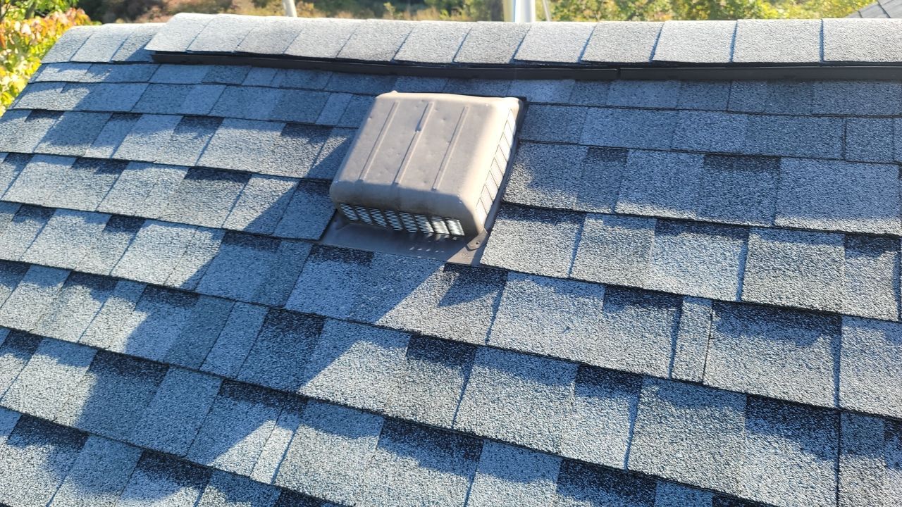 CERTAINTEED LANDMARK COLOR: COBBLESTONE GREY DRIP EDGE: WHITE by Eagle Eye Roofing