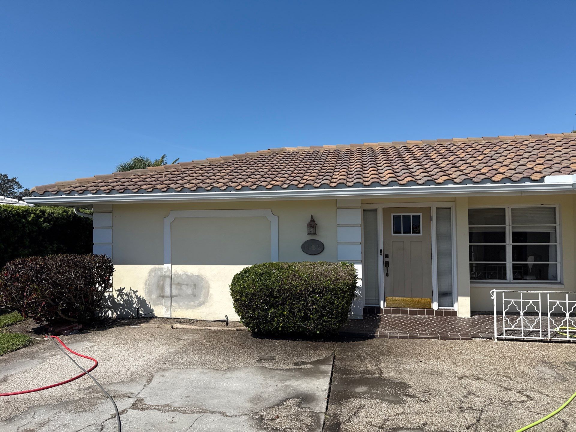 Concrete Tile Roof Cleaning in Village Green – Bradenton, FL | No Walking on Tiles! by Sunshine AquaWash