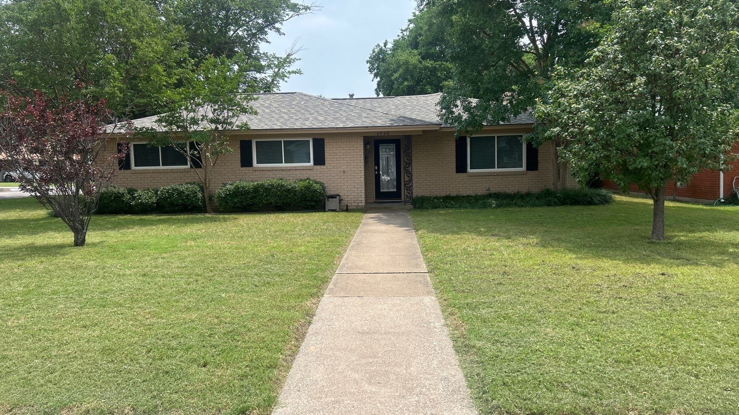 Residential Roofing Installation using IKO Dynasty Class 3 Shingles by Becker Roofing and Exteriors