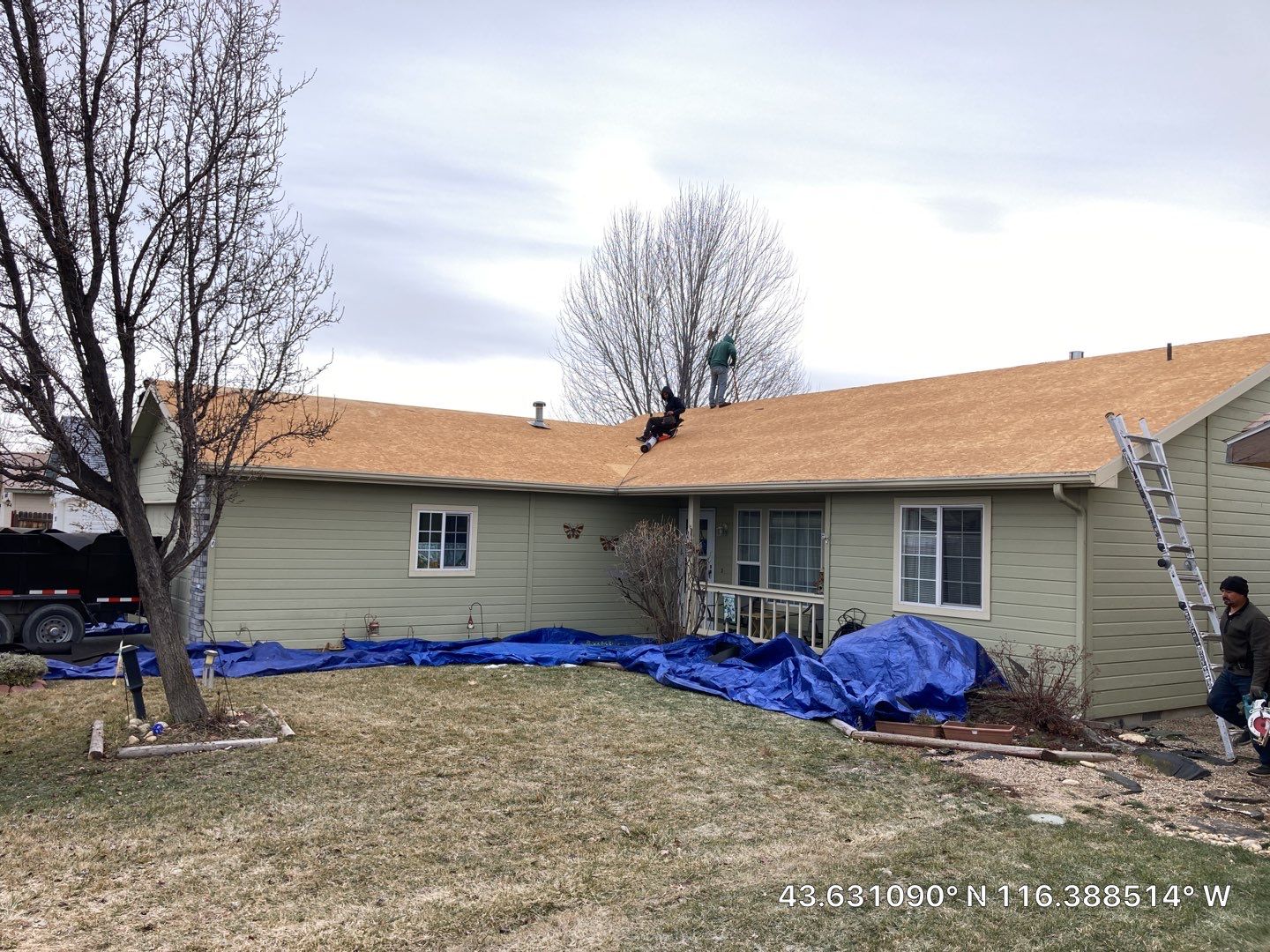 Meridian Idaho Single Level Residential Roofing Installation using Owens Corning by ID Roofing LLC