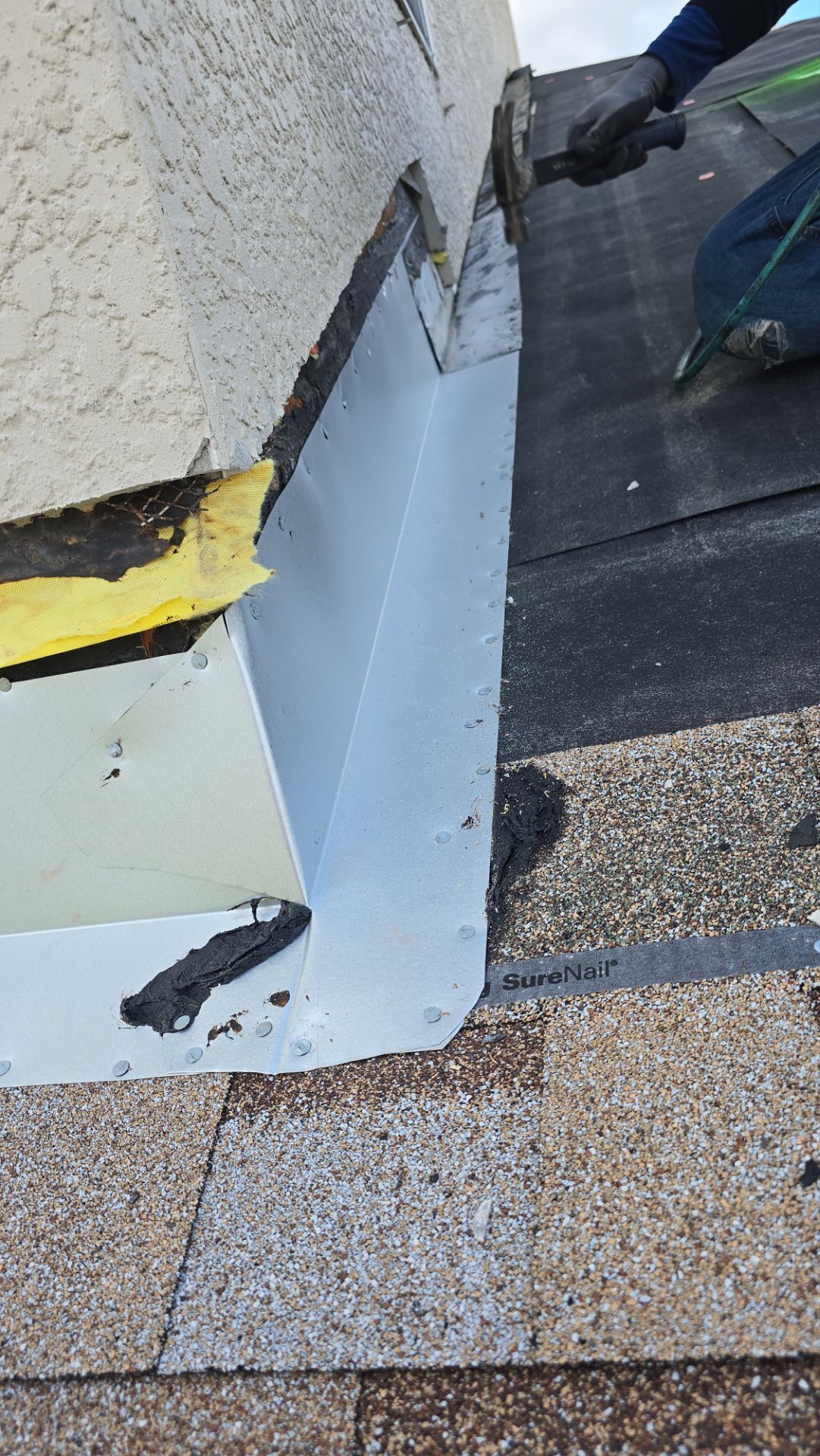 Roof Replacement in Ruskin, FL by Shingle Masters Roofing