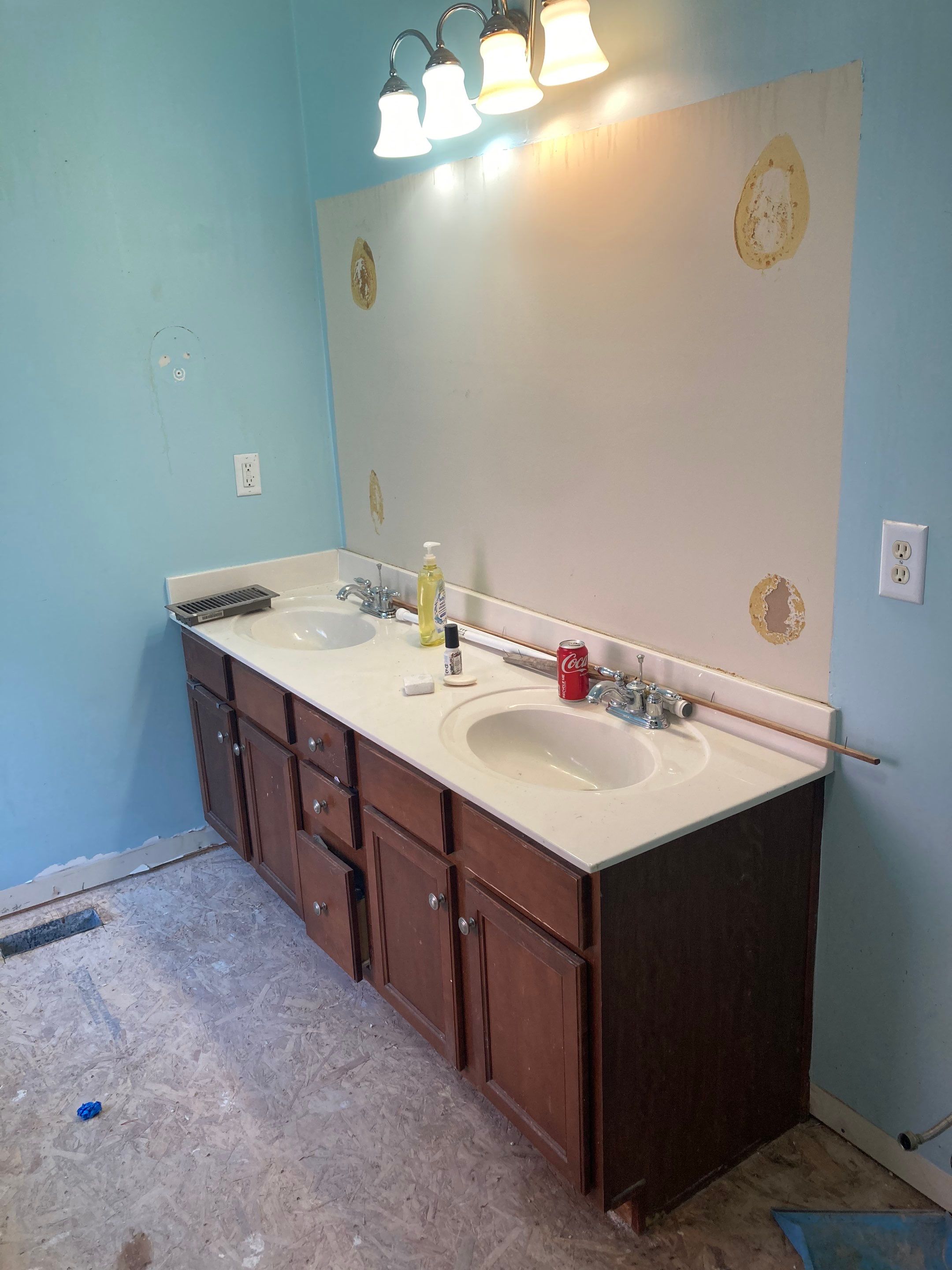 Beautiful new custom tile shower, tub surround and accent walls by Footprints Floors of Nashville