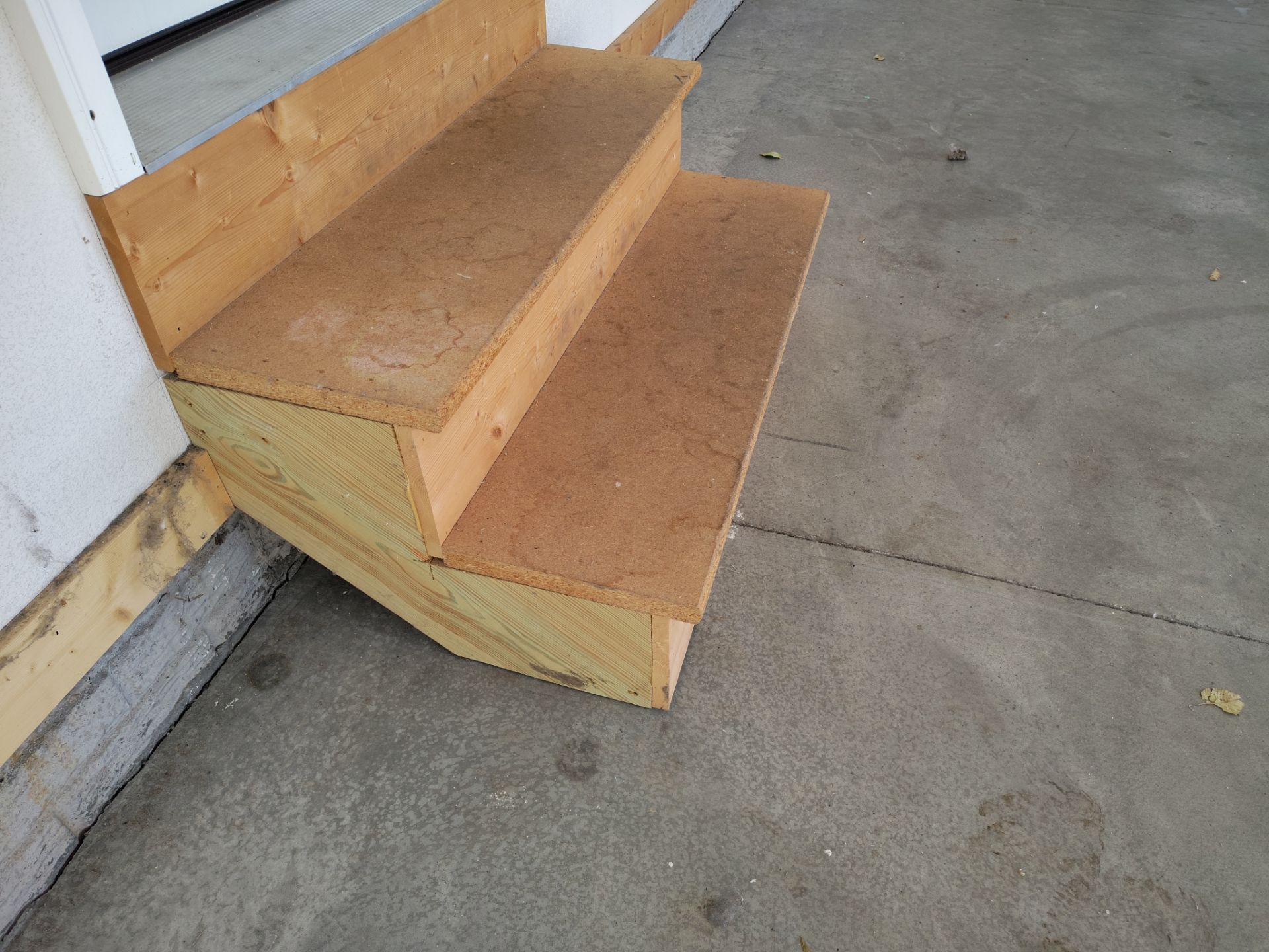 It's Daylight Savings... Brighten Up Your Space With a New Garage Floor Coating! by Revival Concrete Coatings