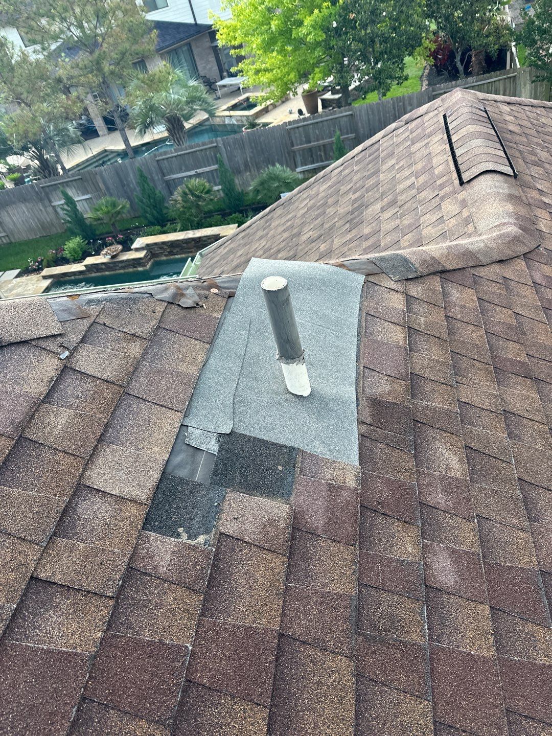 Hail Damage using Owen's Corning Duration (Lifetime) Shingles by Roof Repair Company