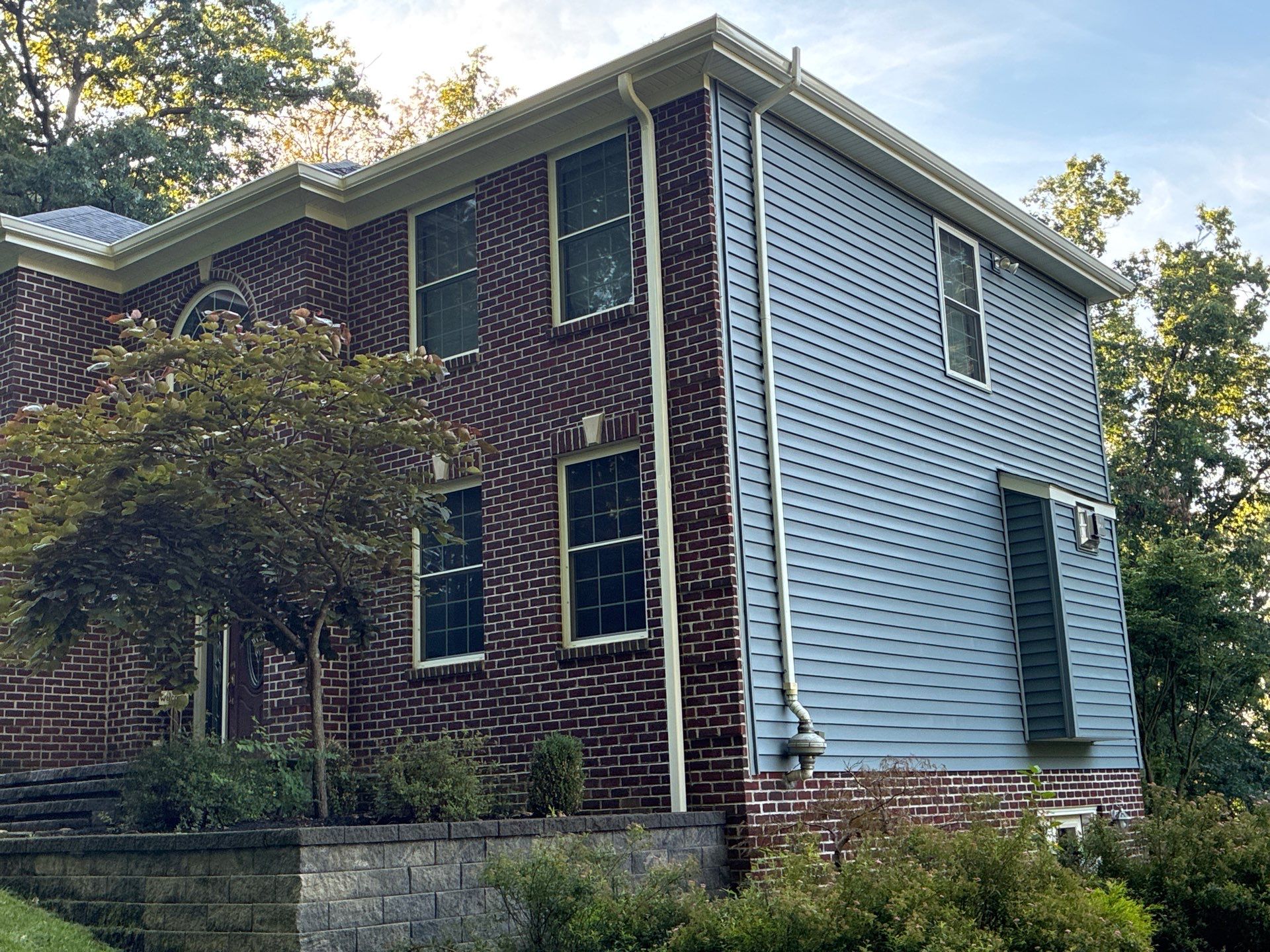 Full House Siding Renovation with English Wedgewood Vinyl in Gibsonia by Ideal Siding Pittsburgh