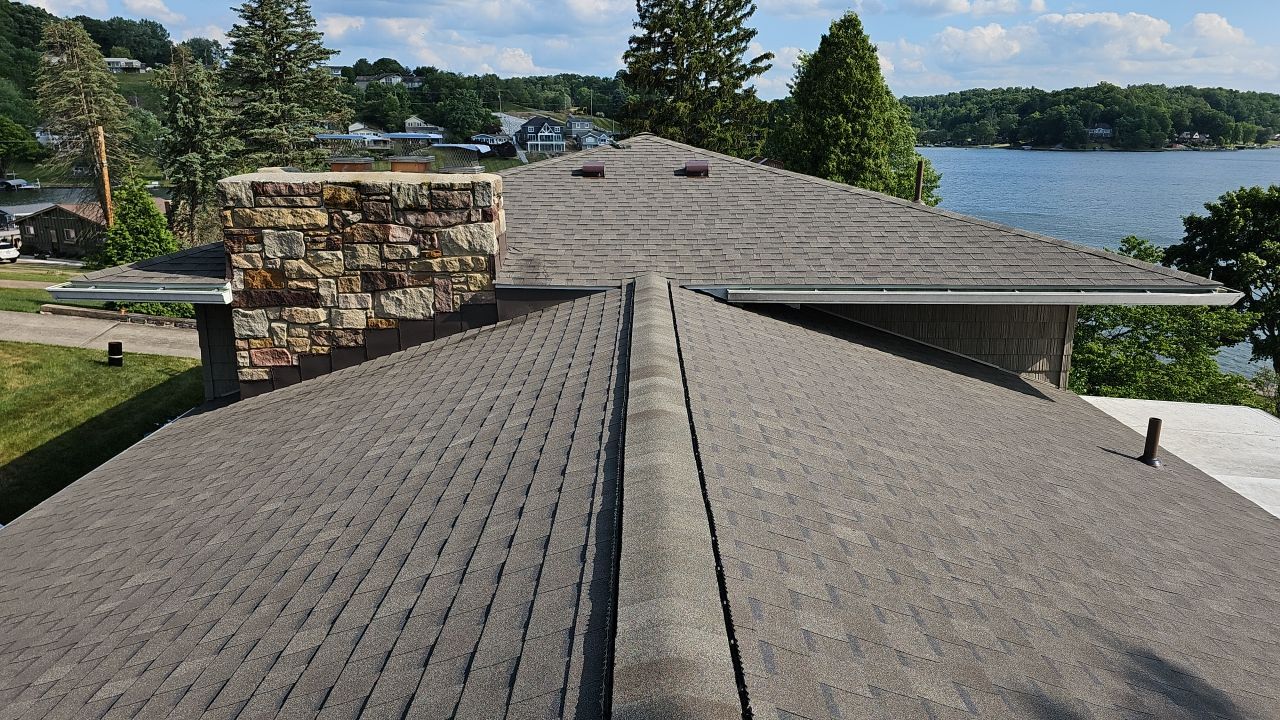 ATLAS PINNACLE HP W/SCOTCHGARD COLOR: WEATHERED WOOD by Eagle Eye Roofing