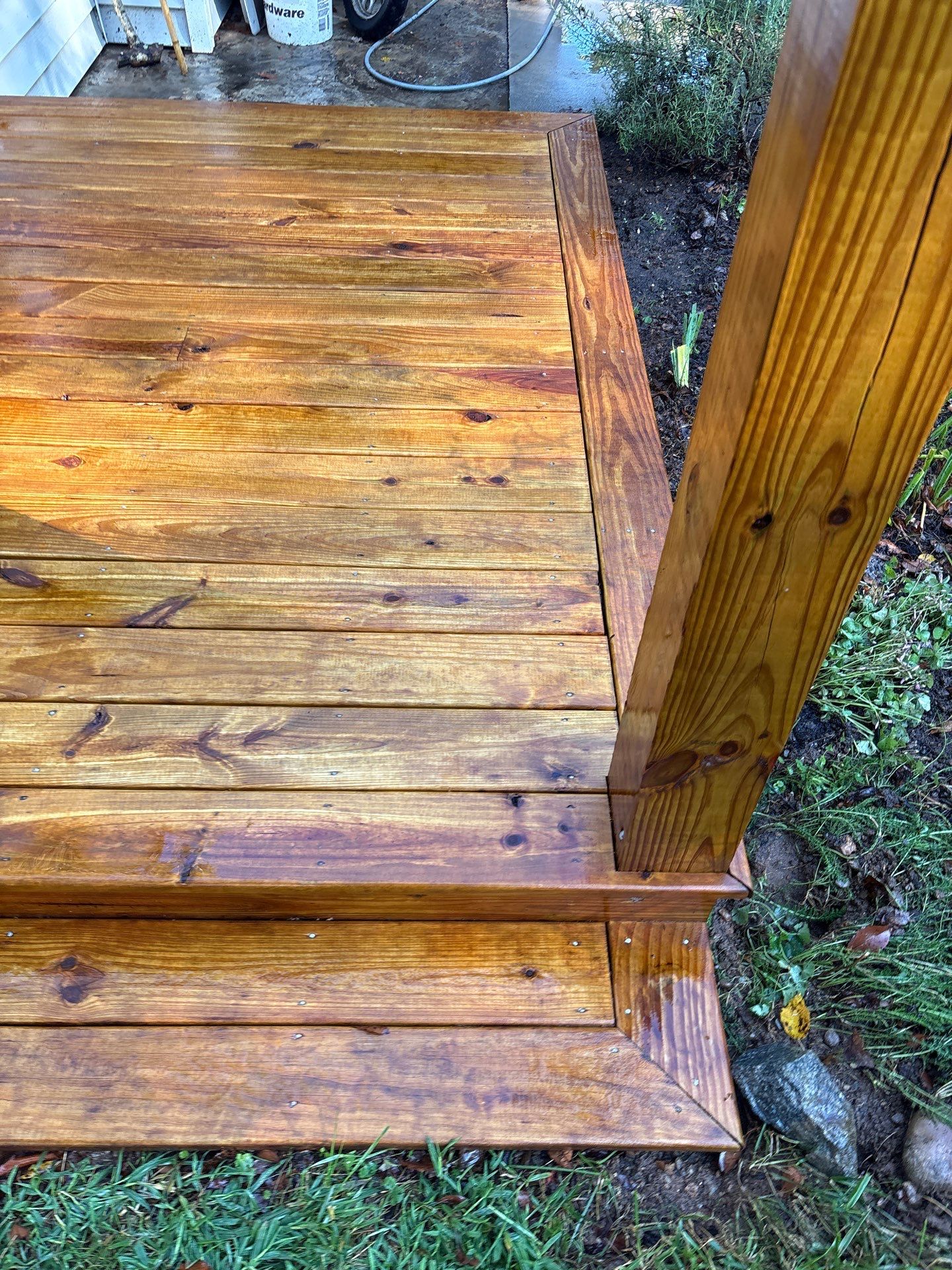 Wood Deck using Wood Sealant by DuraSeal