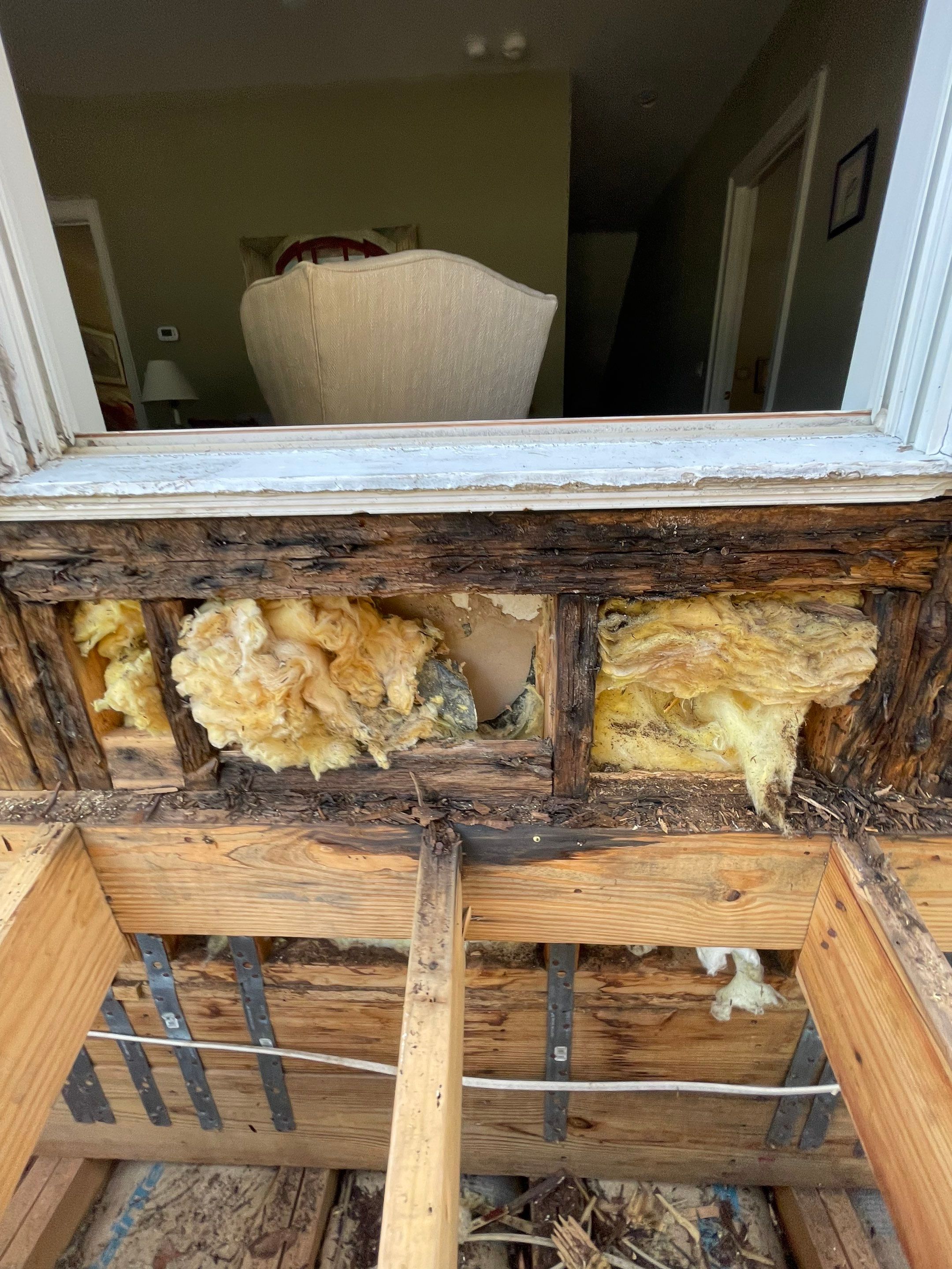 A Ford Plantation Classic by A Good Roofer Near Me 