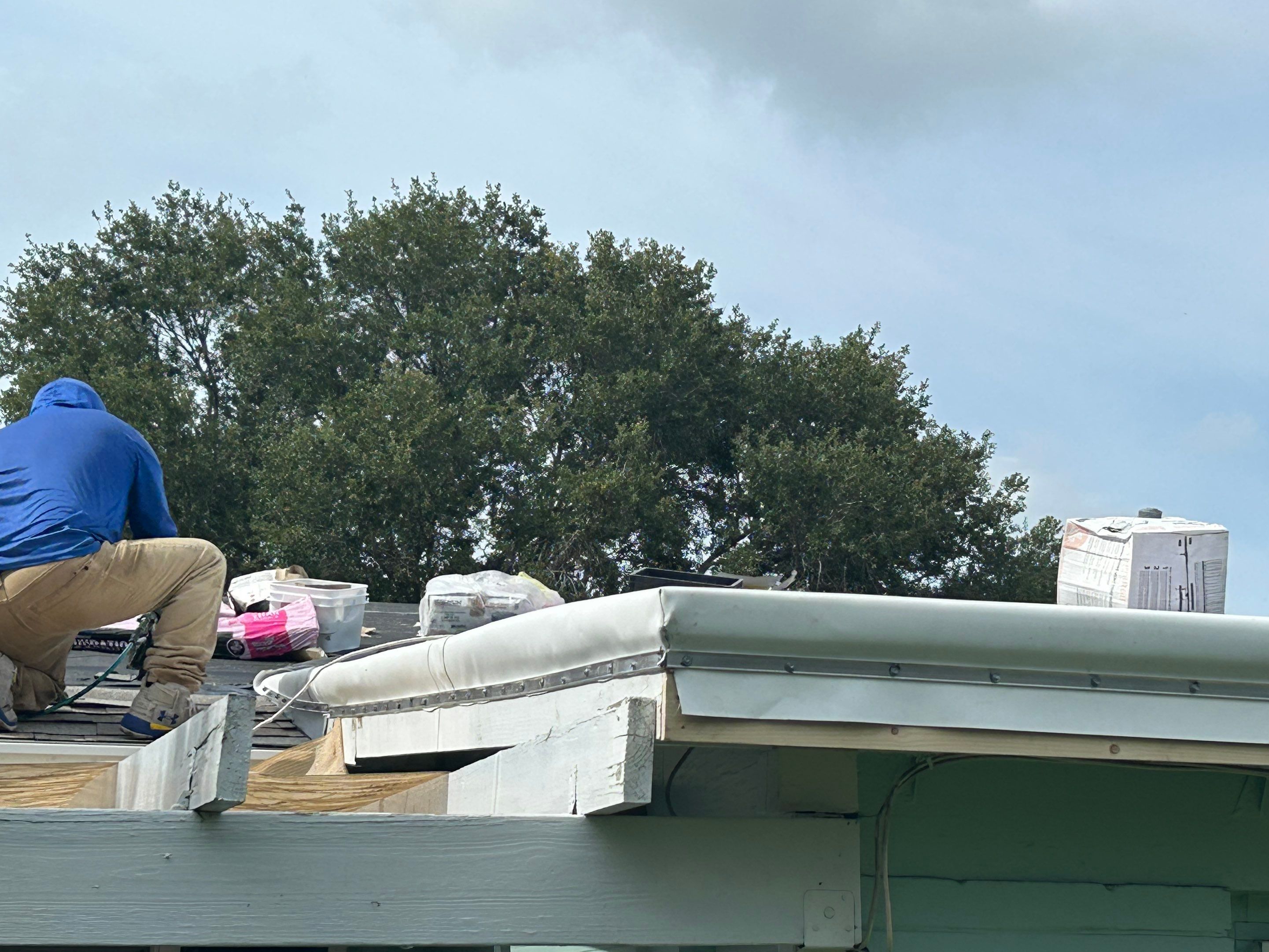 Project in St. Petersburg 33710 by Mitchell Roofing Company LLC 