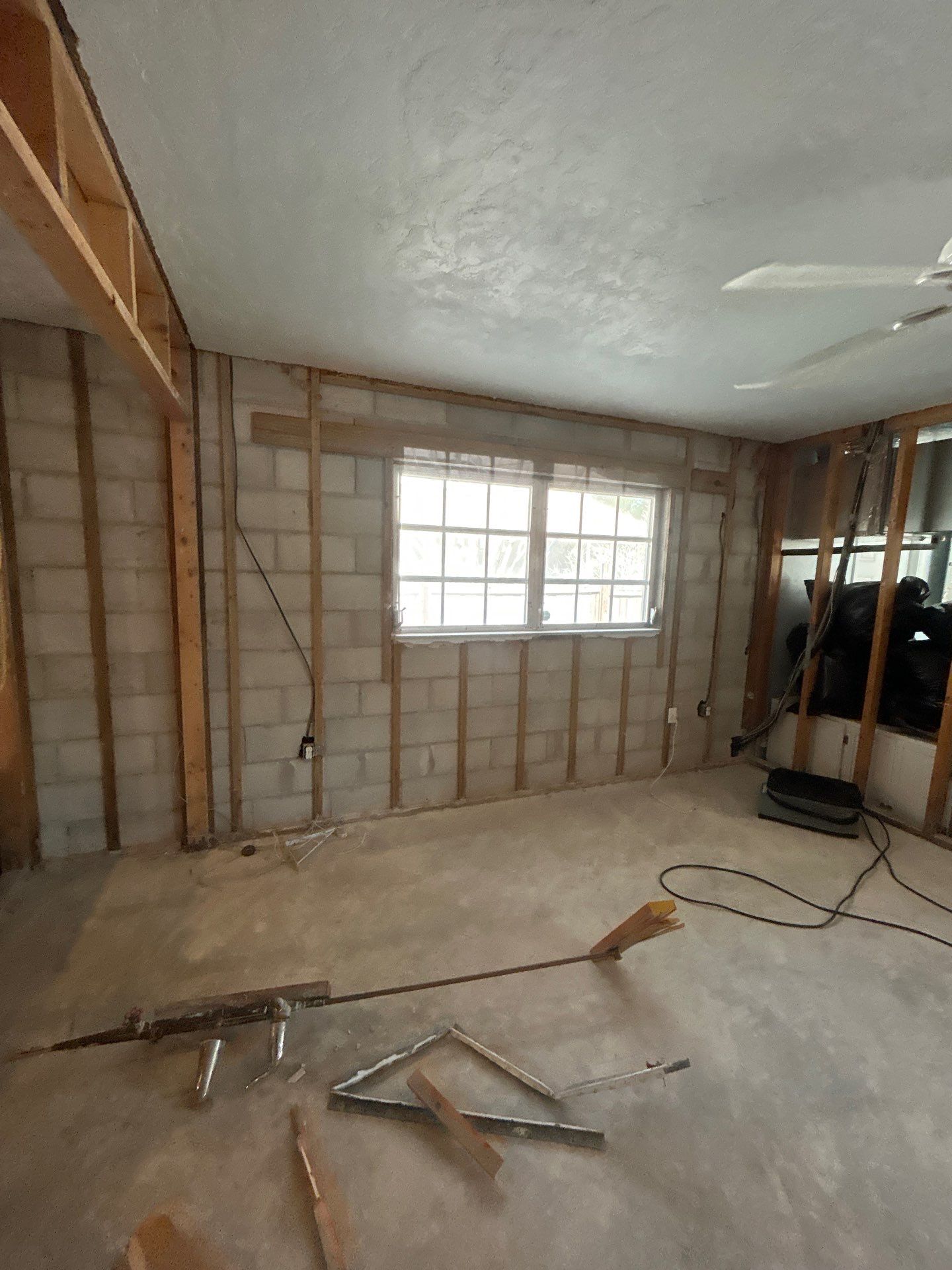 Mold Damage Restoration Siesta Key FL  by Ampm Restoration Services 
