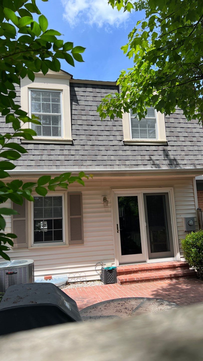 Alexandria - Certainteed Landmark Weathered Wood Shingles by RM Banning, Inc.