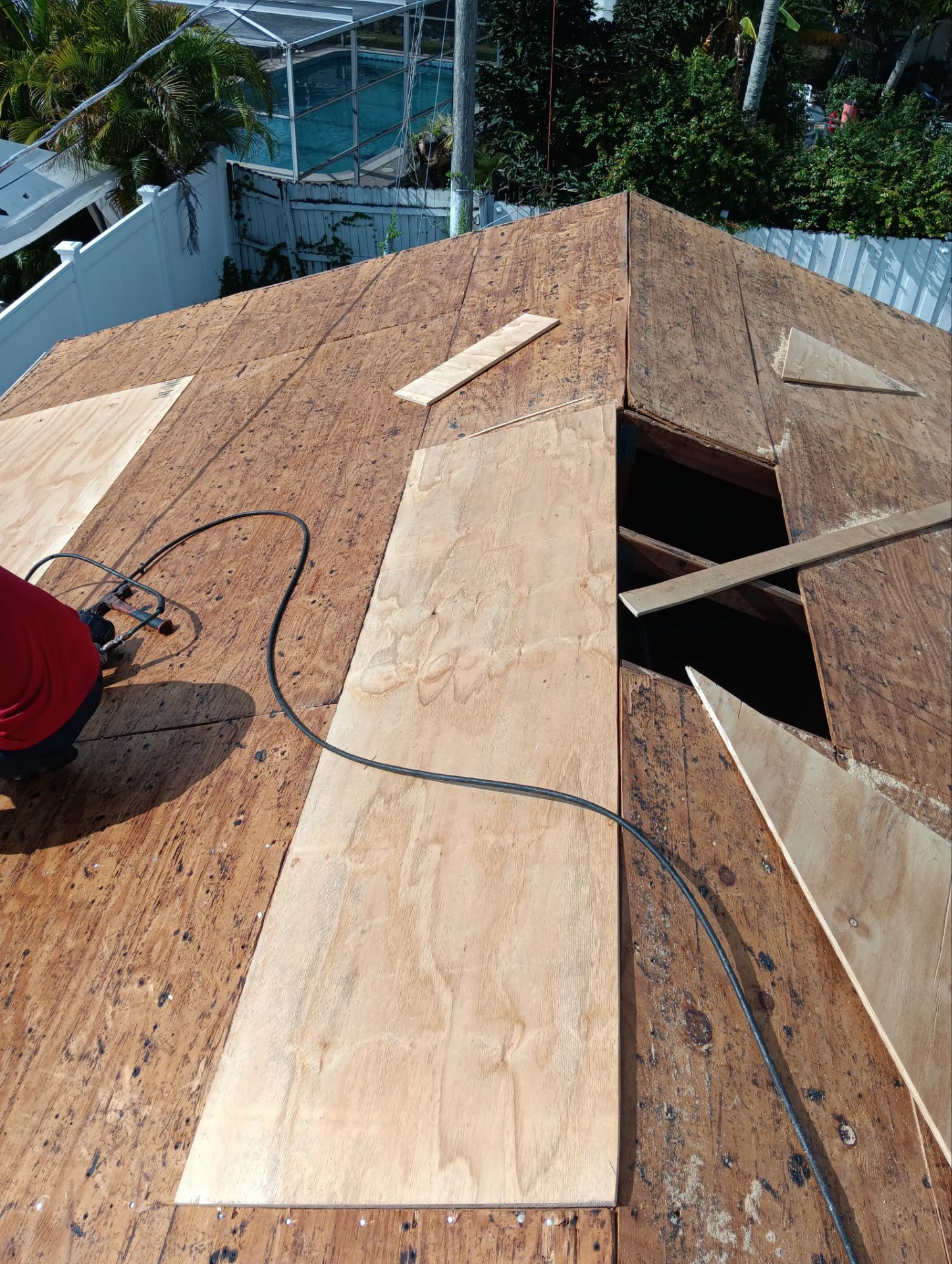 Shingles Roof in Boca Raton by Roofing Recovery