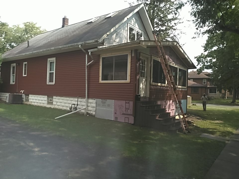 Exterior Siding and Window Replacement by Ivy Lea Construction