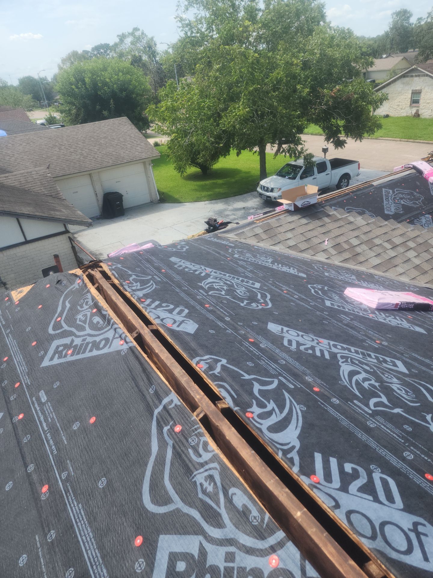 Residential Roofing Installation using Owen's Corning Duration (Lifetime) Shingles by Roof Repair Company