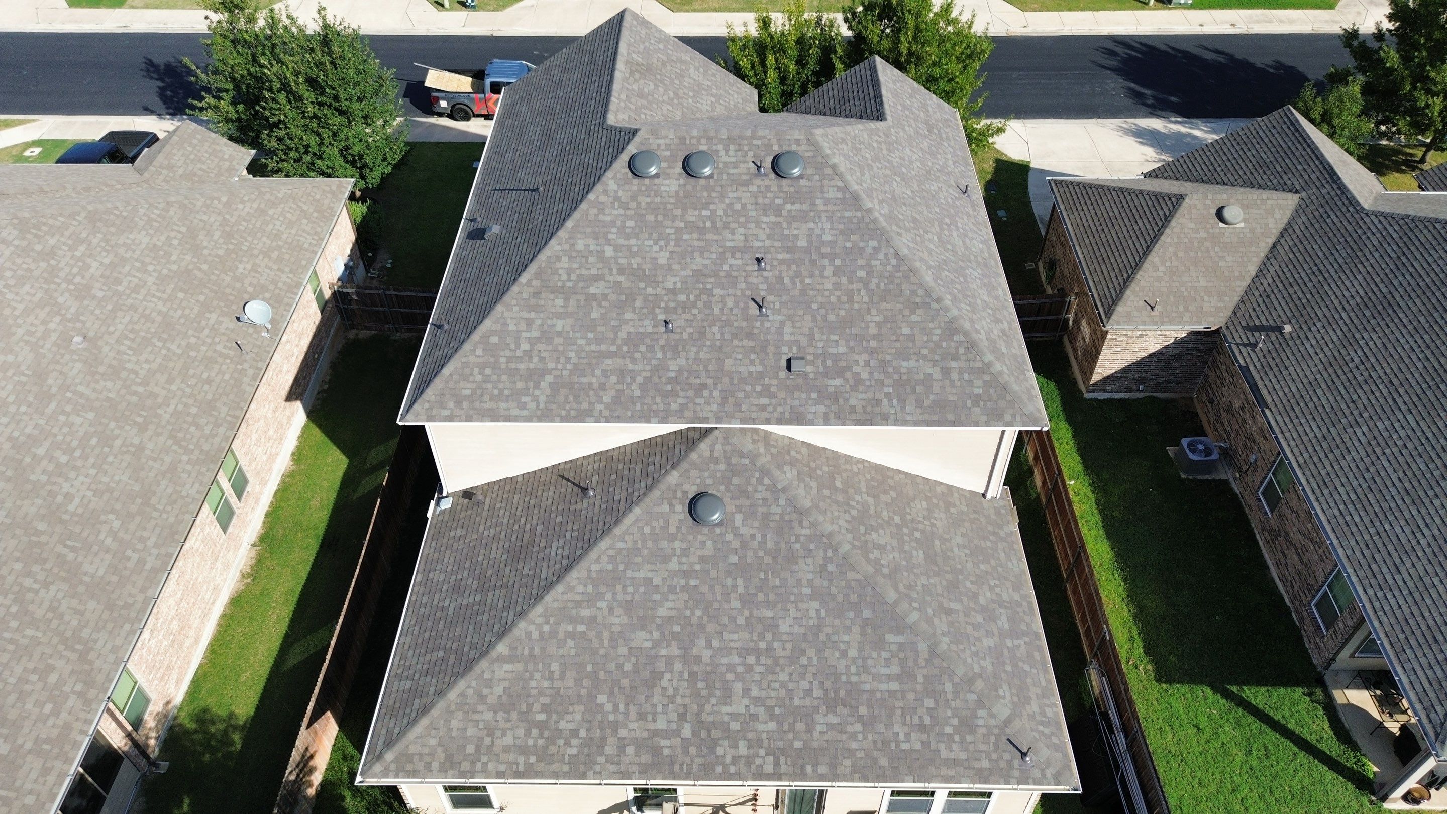 Residential Roof Replacement – Owens Corning Oakridge Driftwood in Georgetown, TX by Kstylez Roofing & Construction