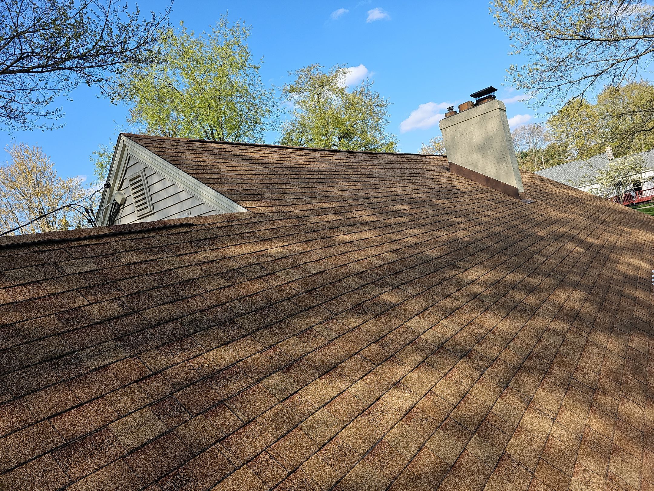 ATLAS PINNACLE COLOR: WEATHERED WOOD by Eagle Eye Roofing