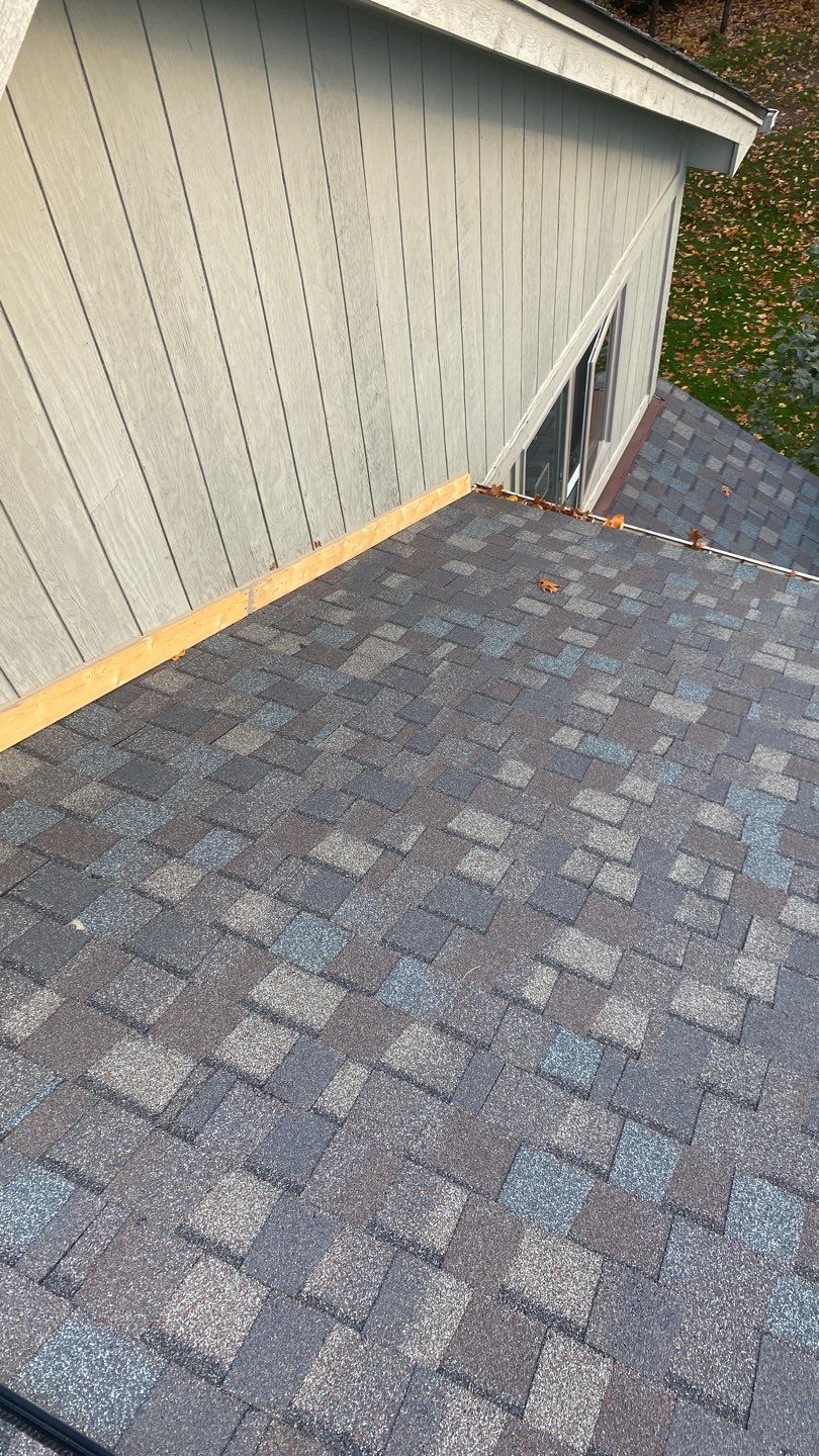 Roof Replacement using CertainTeed Landmark by 180 Contractors