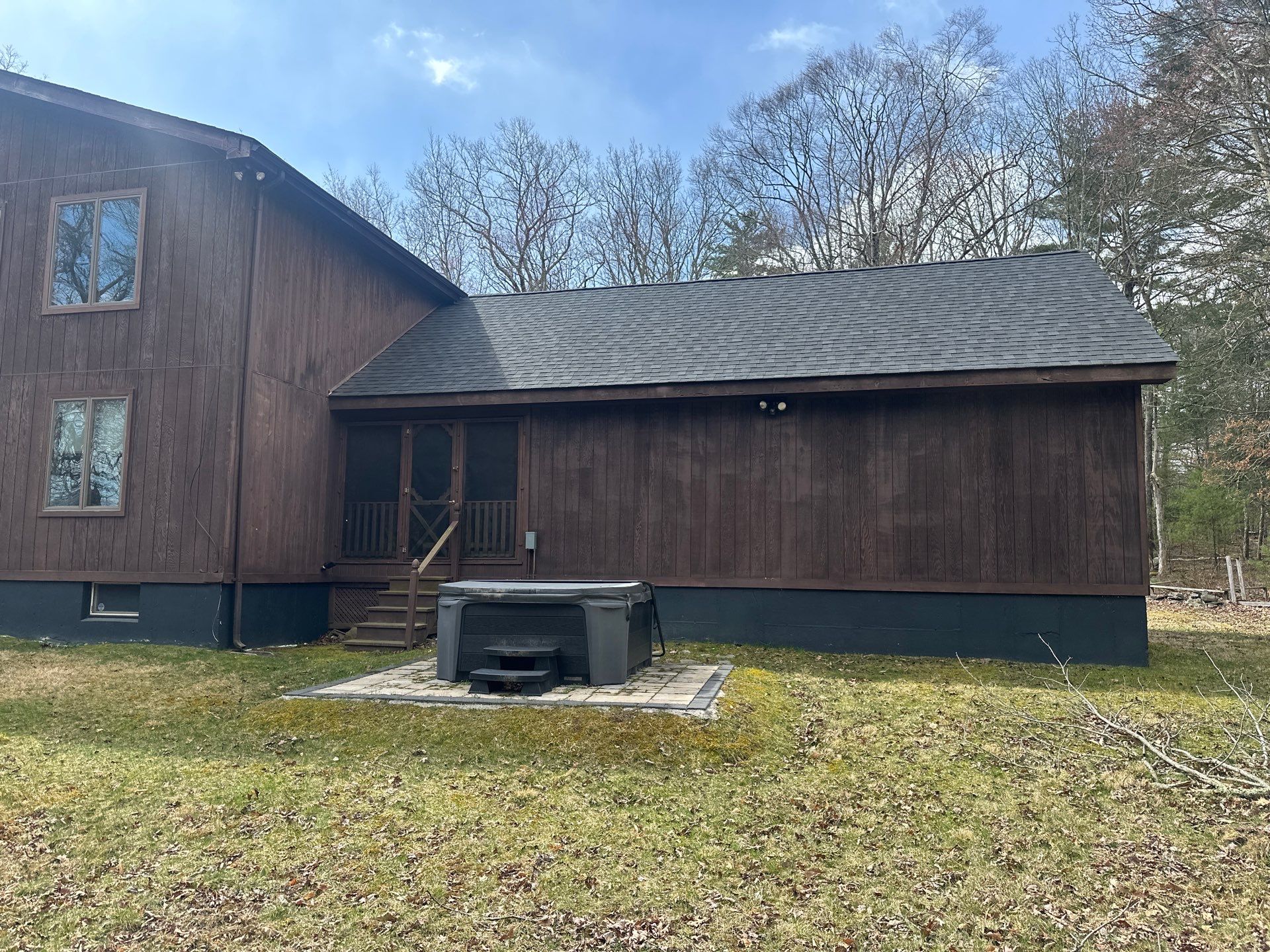 Residential Roofing Installation using GAF Roofing by roberts roofing