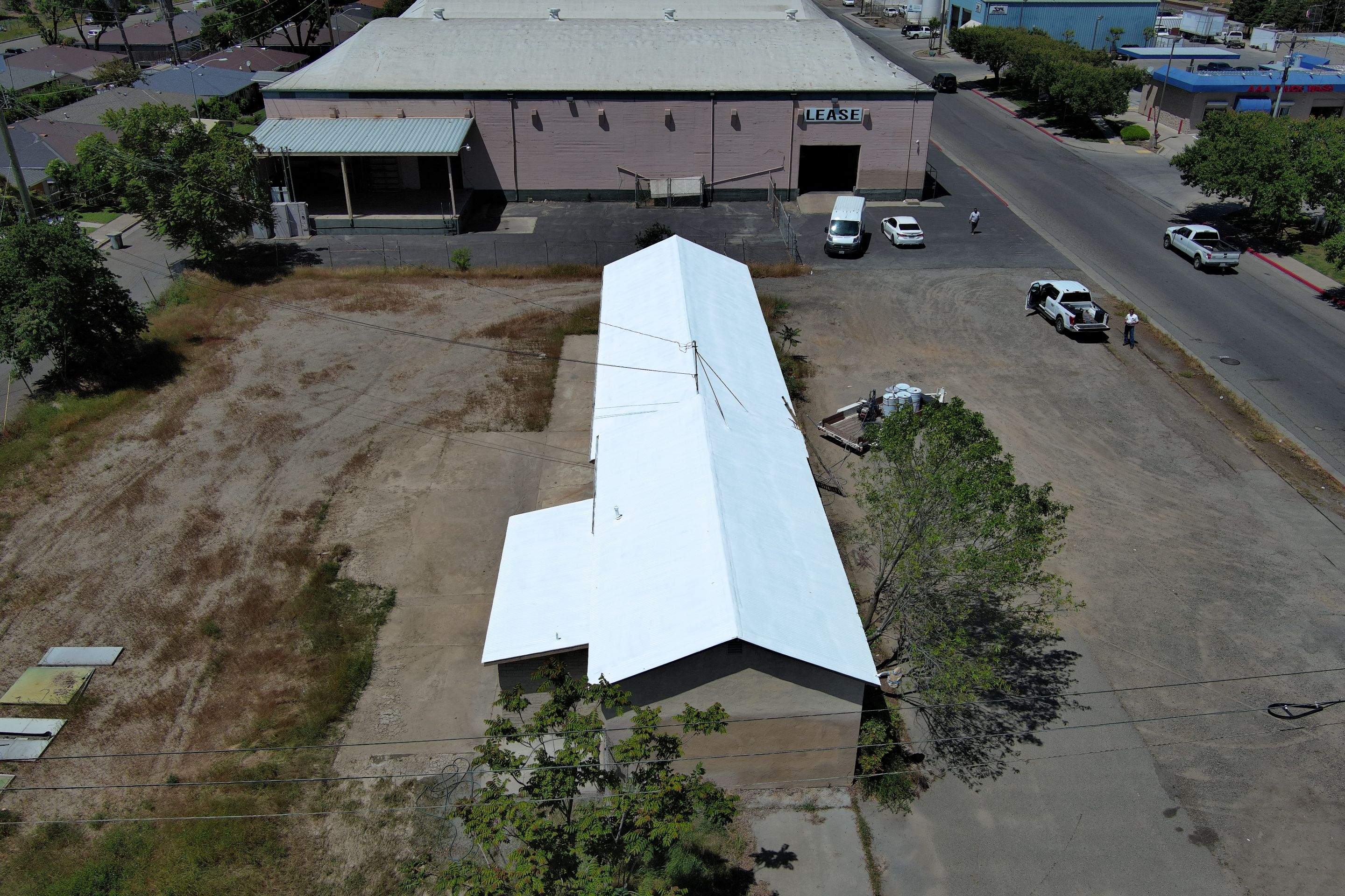 Spray foam and coatings using Conklin Benchmark/PUMA XL by Straight Edge Roofing Inc