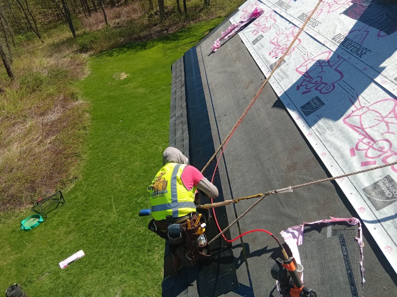 Owens Corning Duration: Williamsburg Gray in Winstead, Connecticut by Golden Shield Roofing