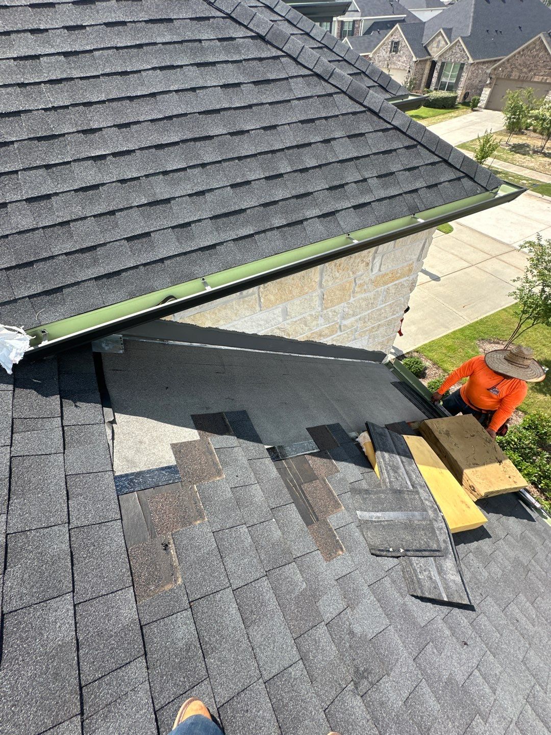 Roof Repair The Woodlands by Roof Repair Company