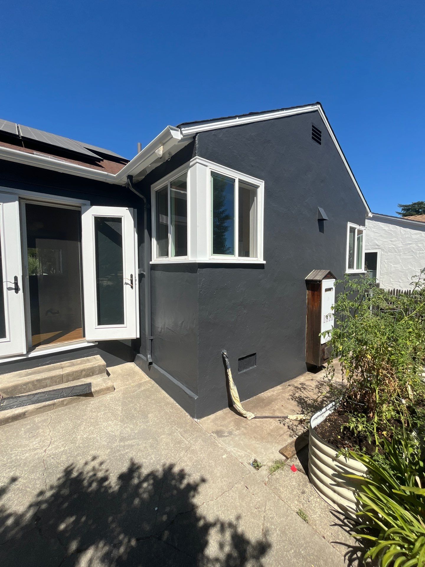 Project in Oakland by Herrera’s Bay Area Painting inc.