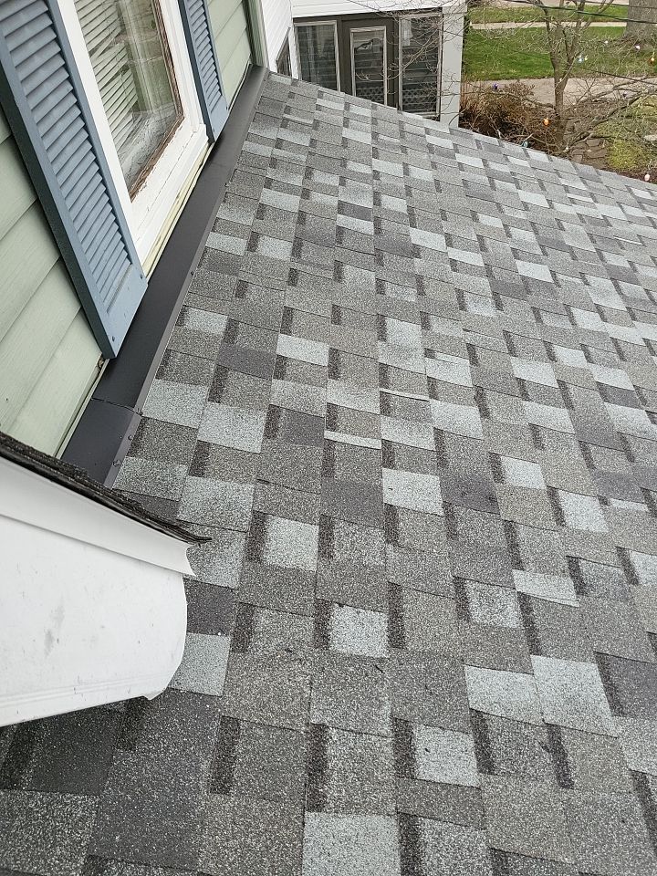 ATLAS PINNACLE COLOR: COASTAL GRANITE DRIP EDGE: WHITE by Eagle Eye Roofing