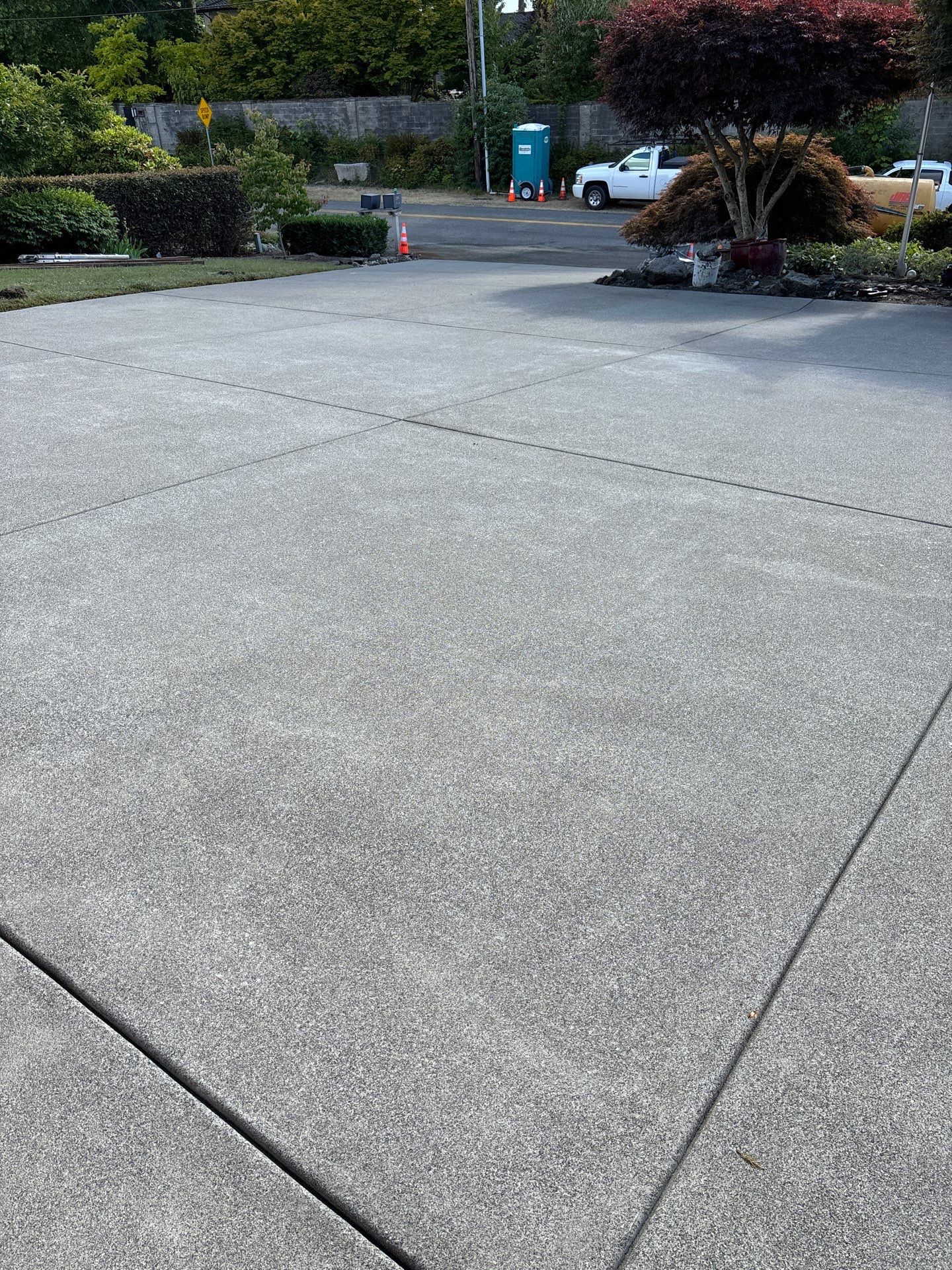 Concrete Driveway Repair | Edmonds  by Jireh Asphalt & Concrete Inc 
