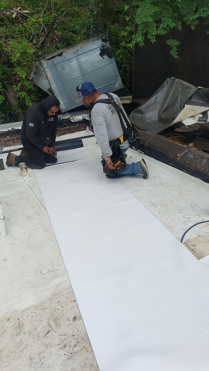 Grateful Head Pizza by Hostetler Roofing