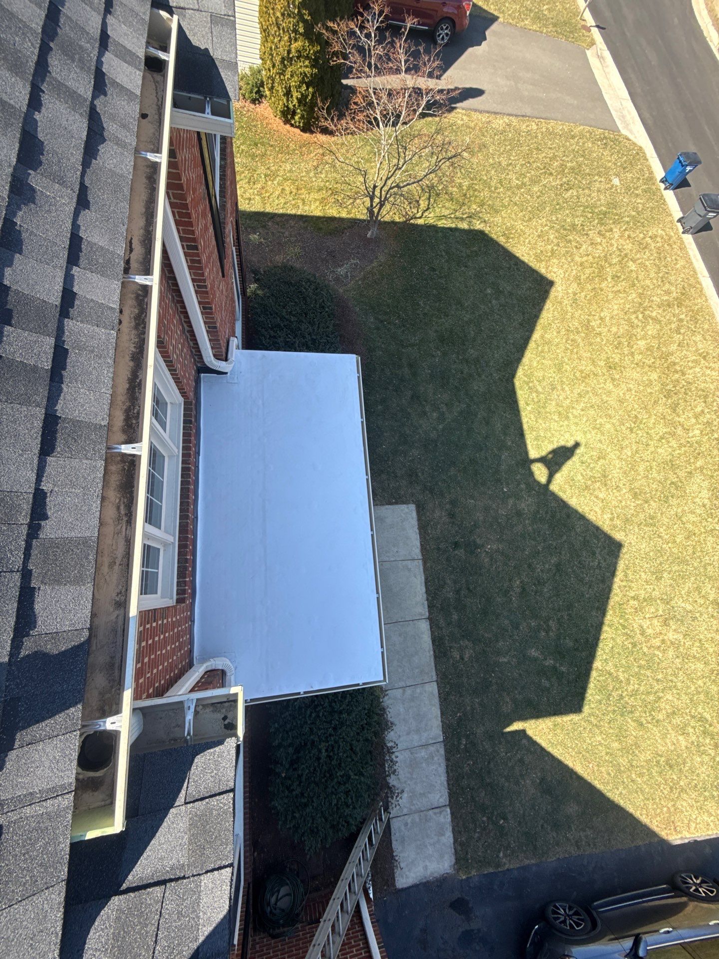 Springfield: Residential Roof Replacement with CertainTeed Landmark Pro in Max Def Moire Black by RM Banning, Inc.