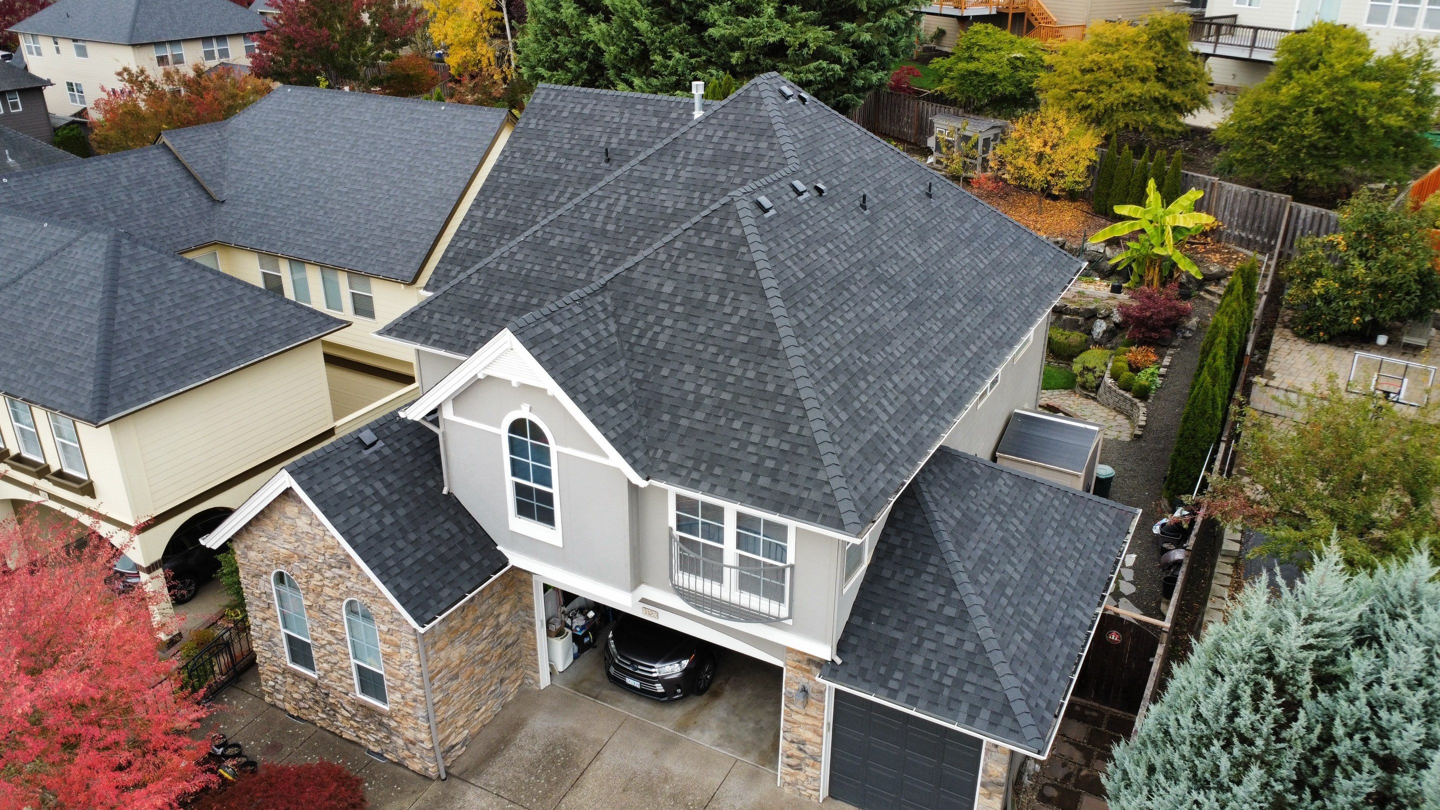 IKO Dynasty Granite Black by Orezona Building & Roofing Company, Inc.