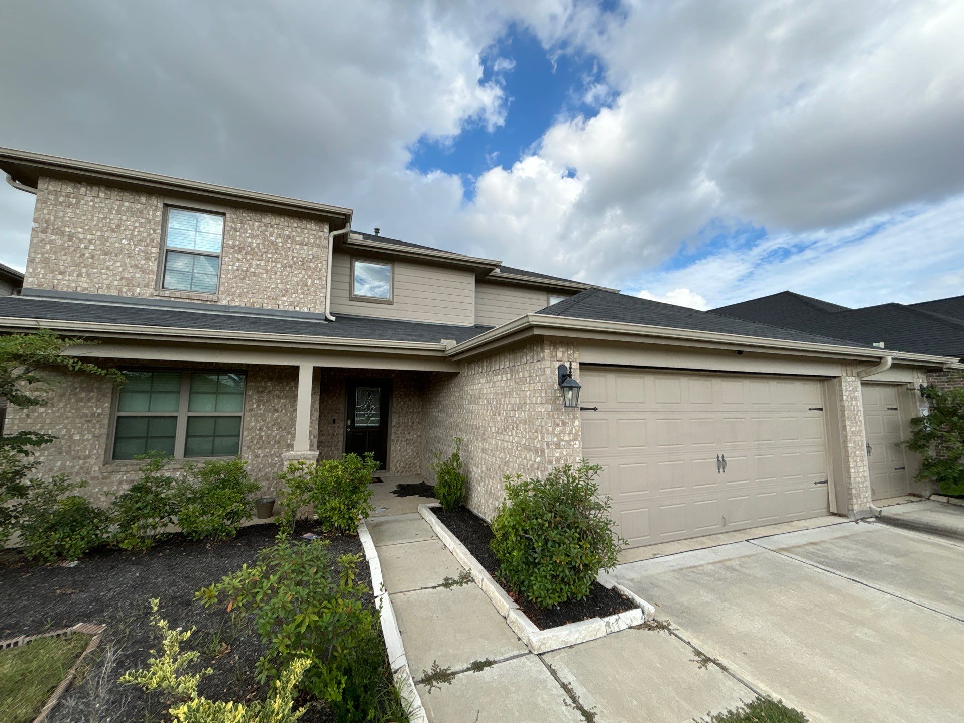 Residential Roofing Repair using Owen's Corning Duration (Lifetime) Shingles by Roof Repair Company