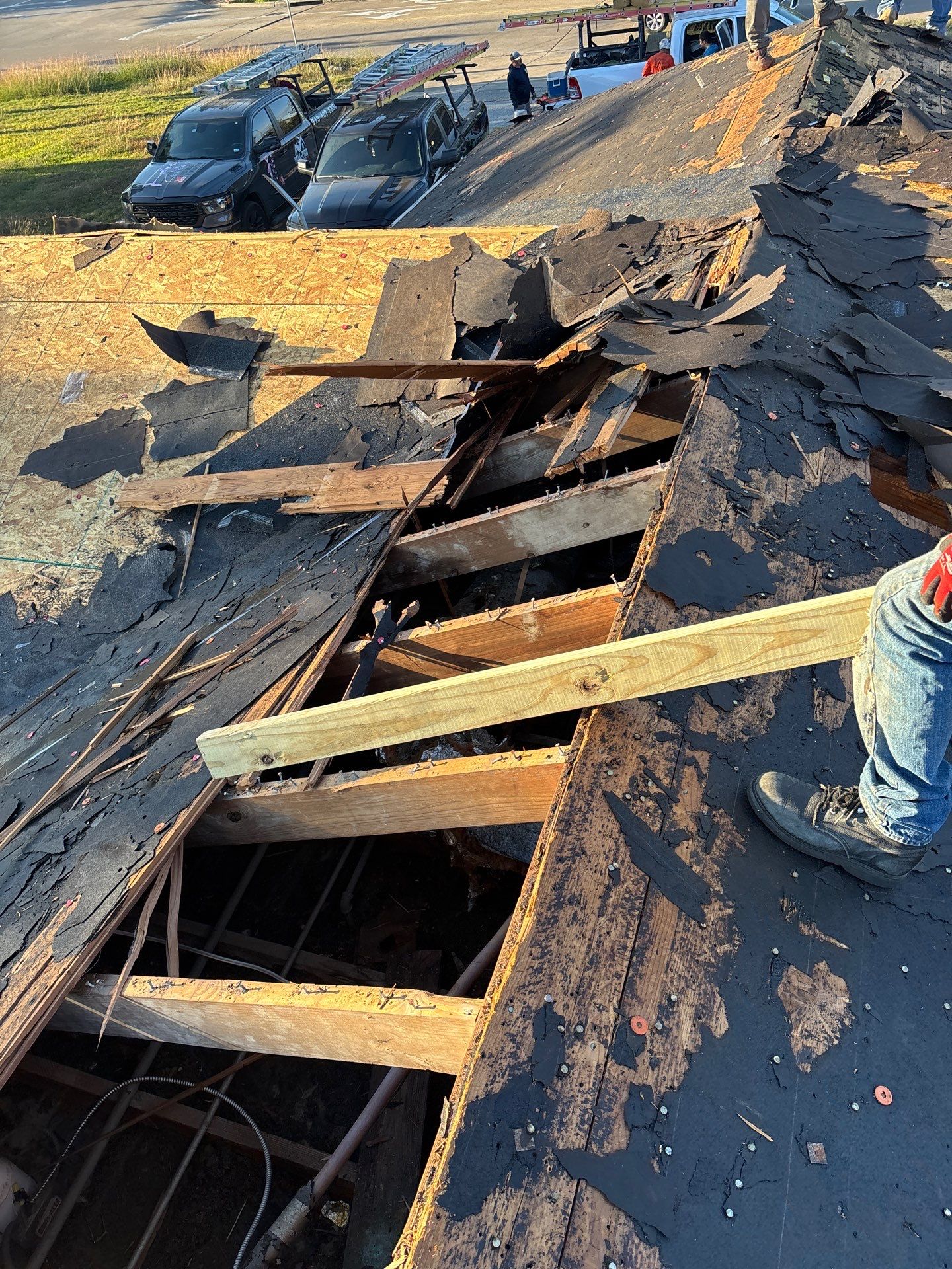 Roof Replacement Missouri by Roof Repair Services LLC