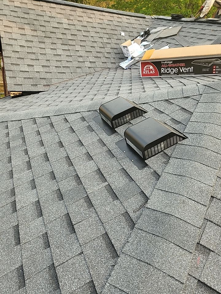 ATLAS PINNACLE COLOR: PEWTER by Eagle Eye Roofing