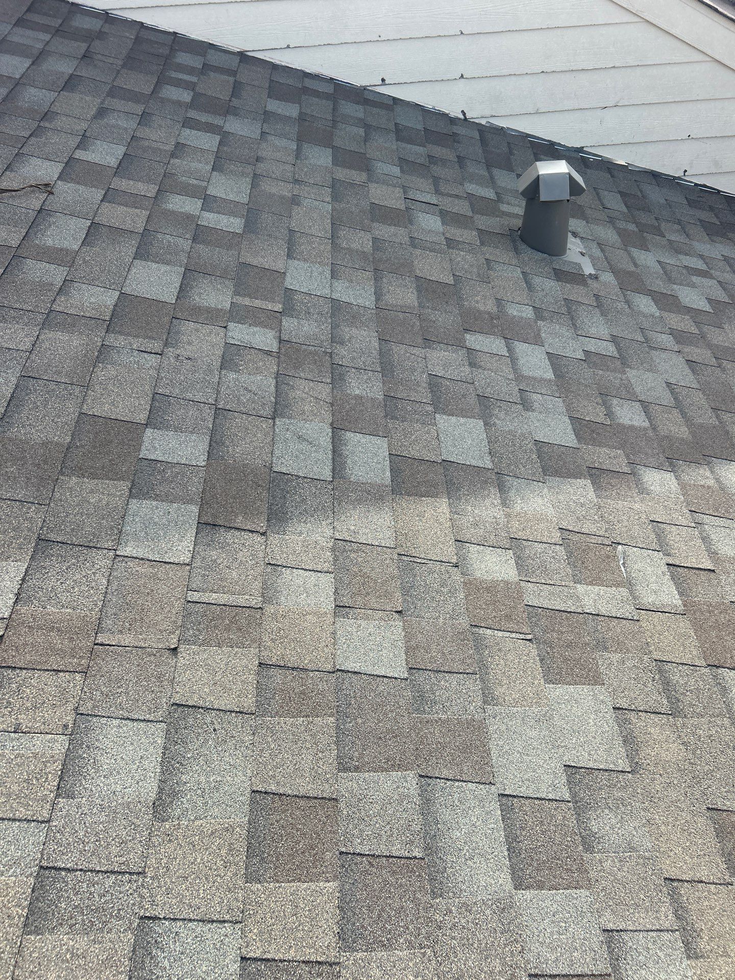 Residential Roofing Installation using Owen's Corning Duration (Lifetime) Shingles by Roof Repair Company