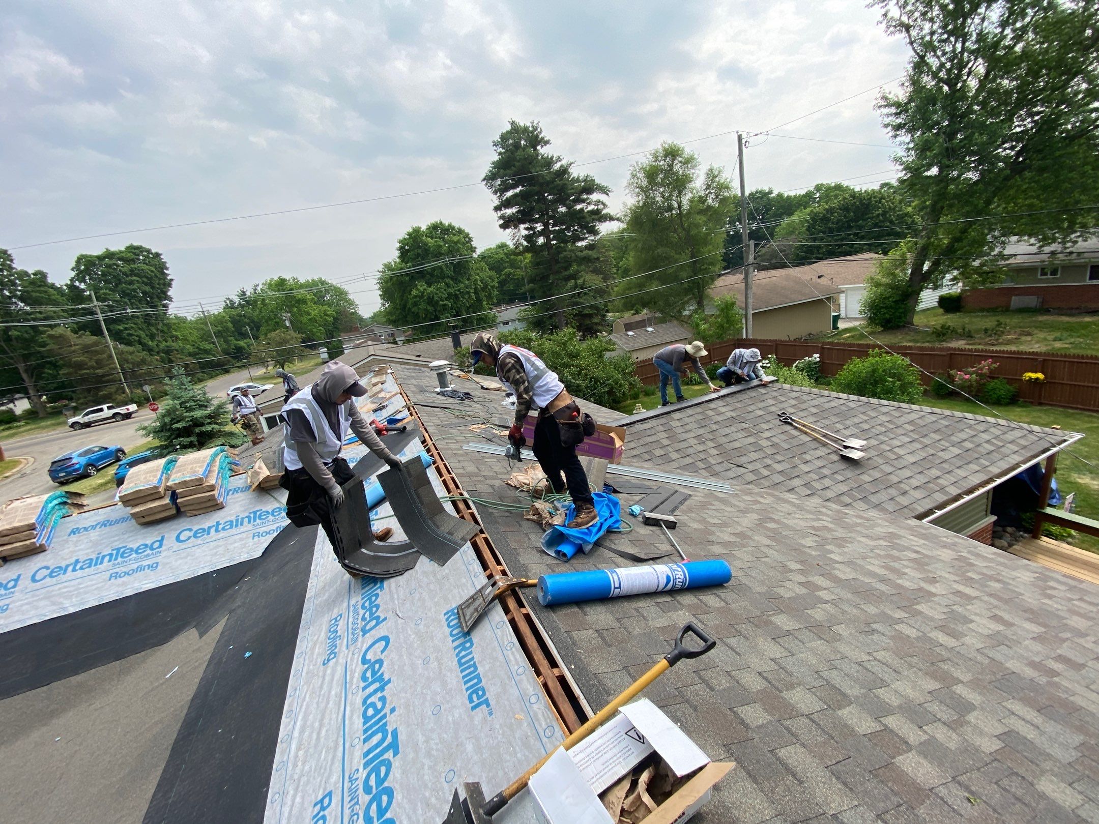 Roof Replacement using CertainTeed Landmark by 180 Contractors