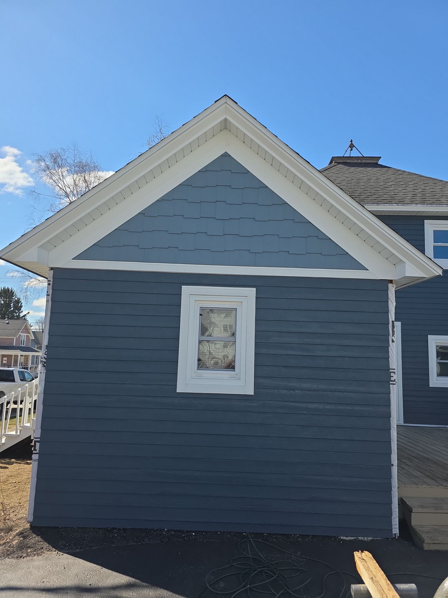 TAMMY'S DREAM HOME FIX UP!  by Gellings Roofing & Siding