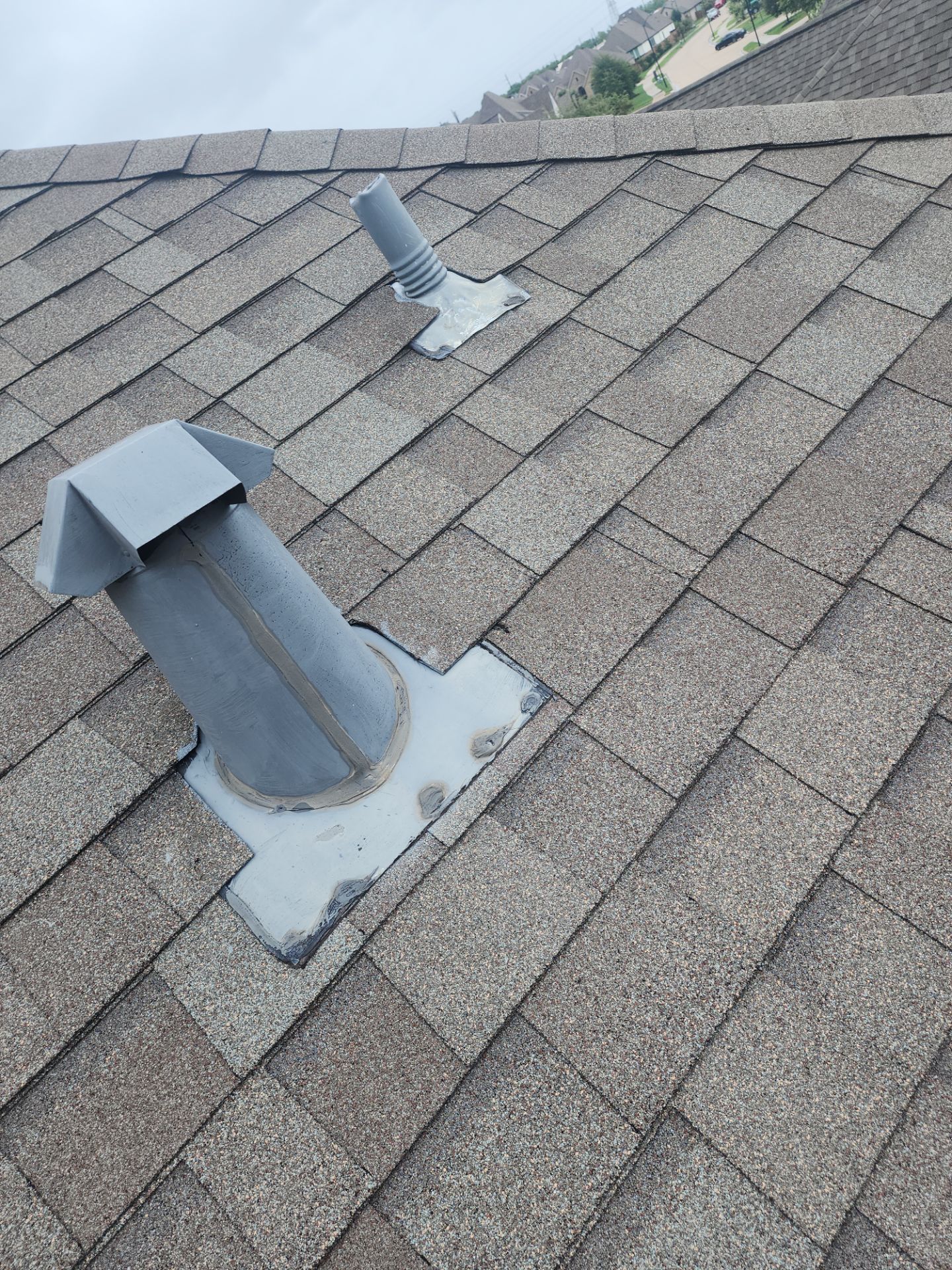 Hail Damage using Owen's Corning Duration (Lifetime) Shingles by Roof Repair Company