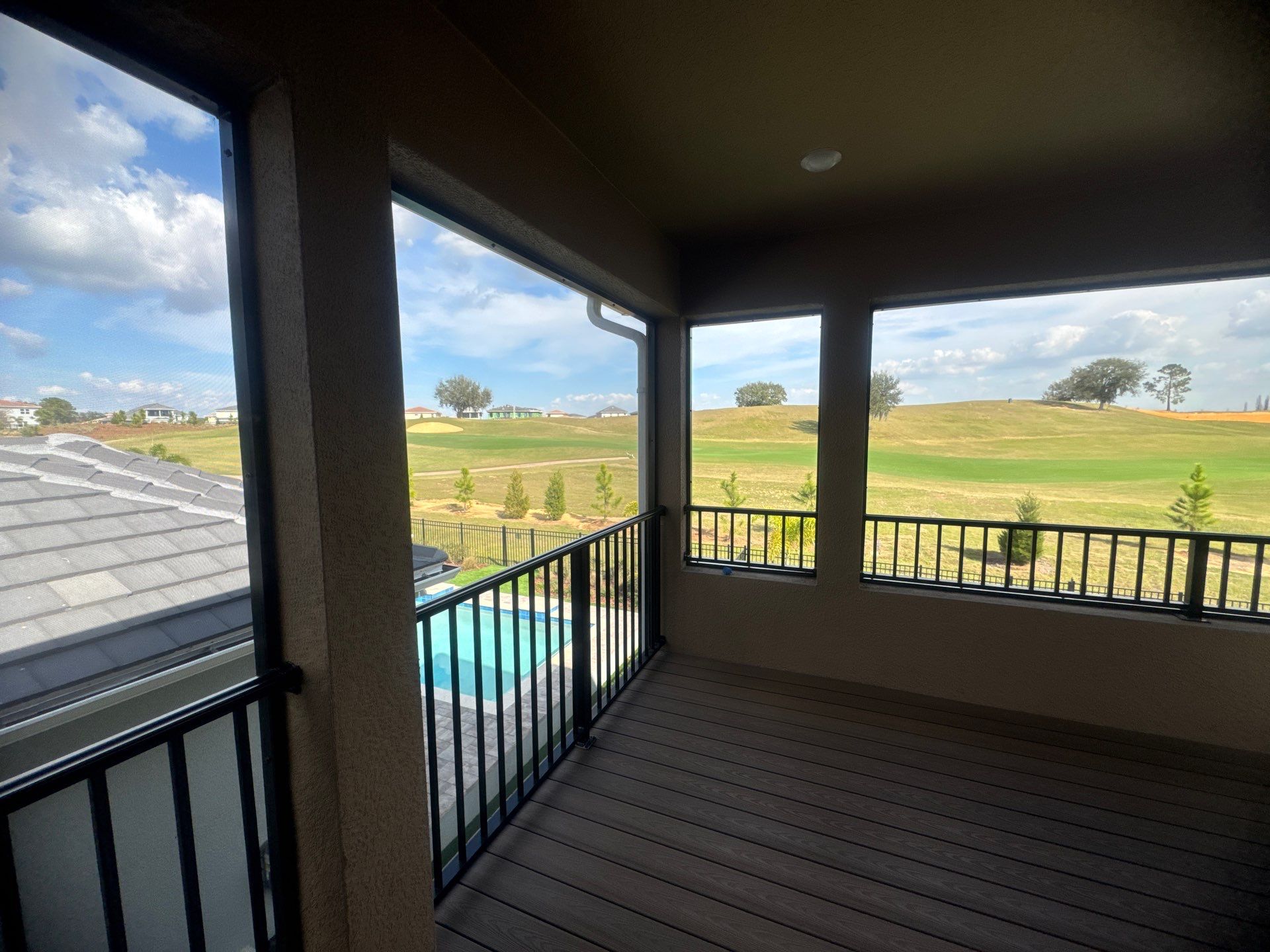 Balcony flooring and screen installation by Orlando pergolas