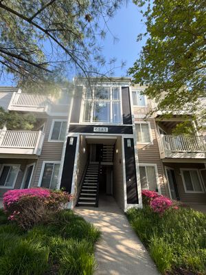 Multi-Family Building and Breezeway Washing in Elkridge, Maryland