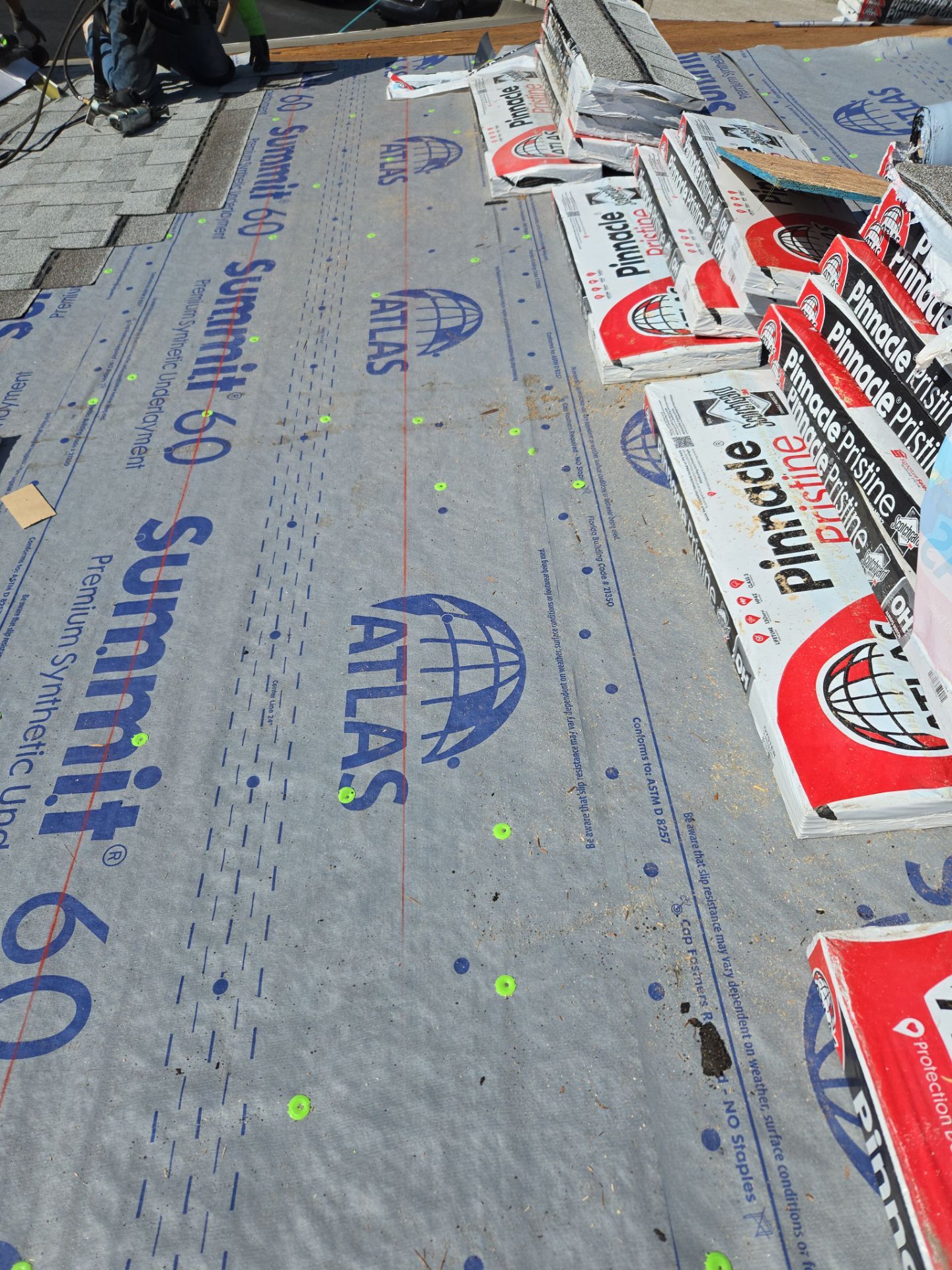Atlas Pinnacle, Color, Oyster Shell, Drip Edge, Color, White by Eagle Eye Roofing