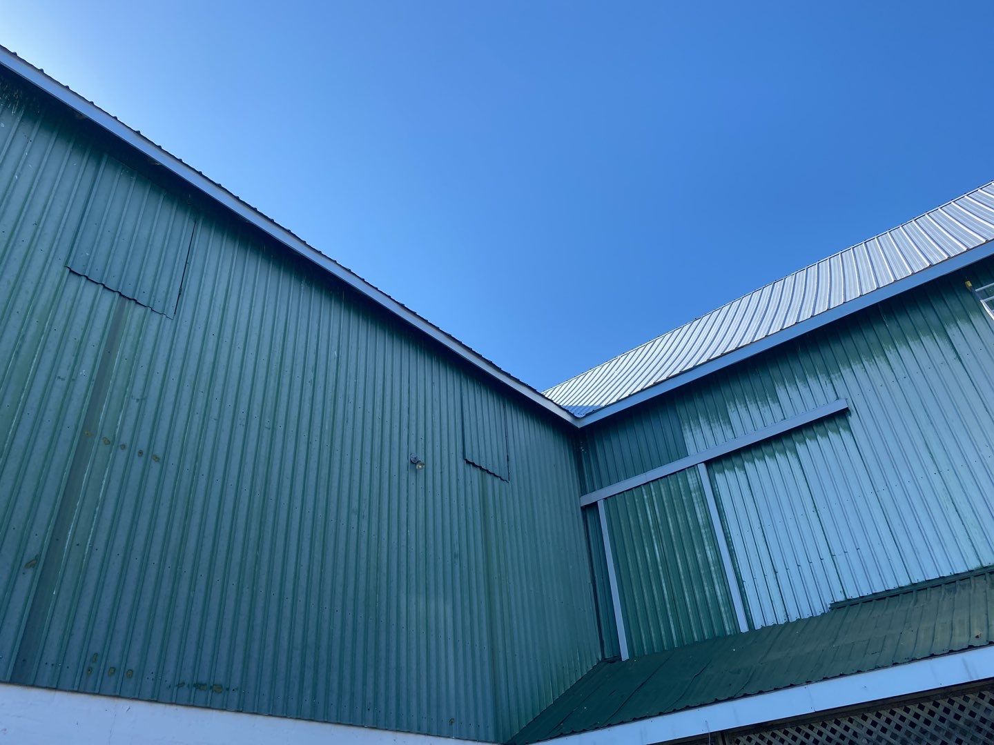 Barn Roof Exposed Fastener Metal Roof using Vicwest UltraVic by Jay Carter Roofing & Sheet Metal