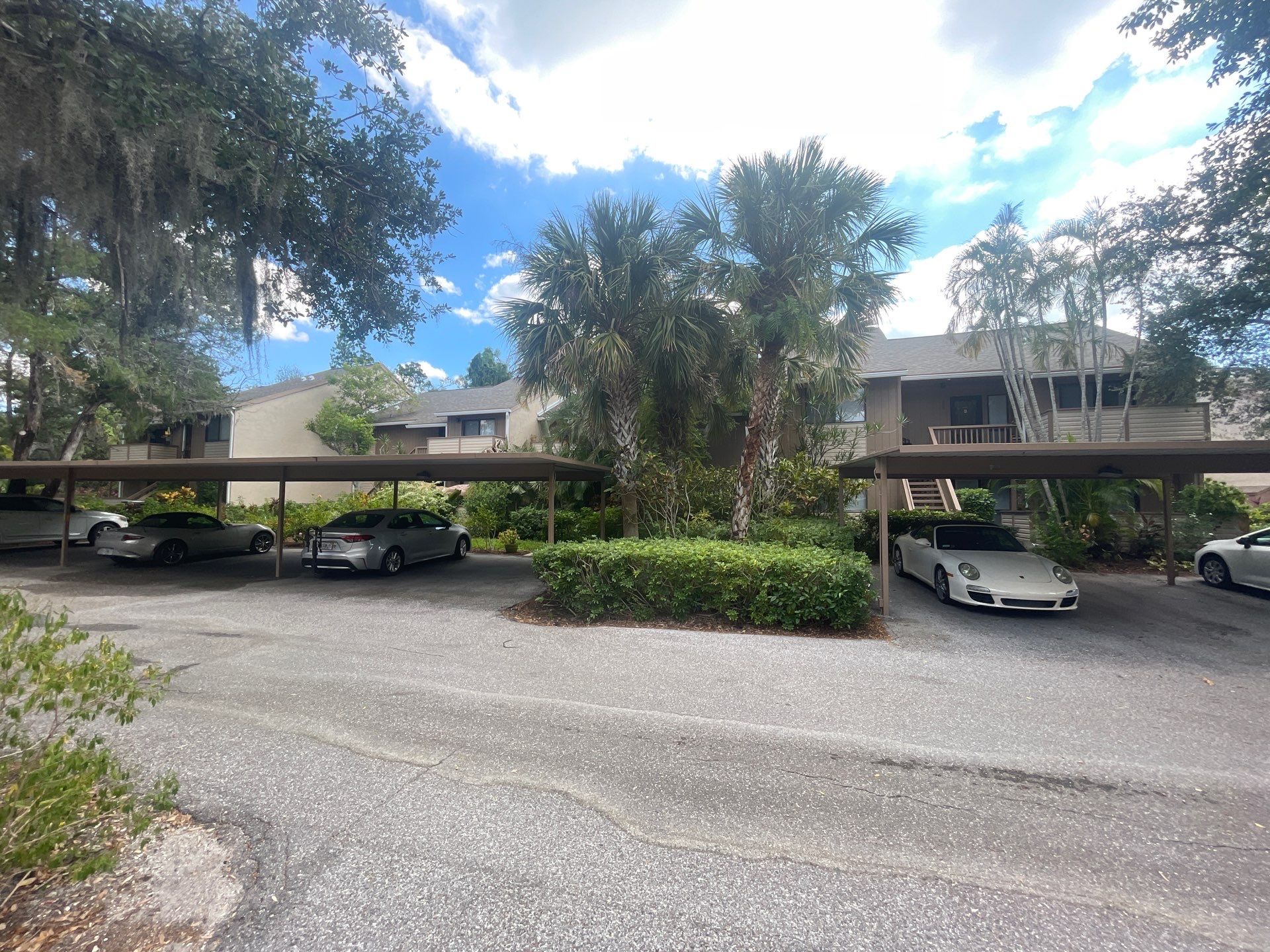 Clean Gutters and Roof in Sarasota FL by Gutter Professors
