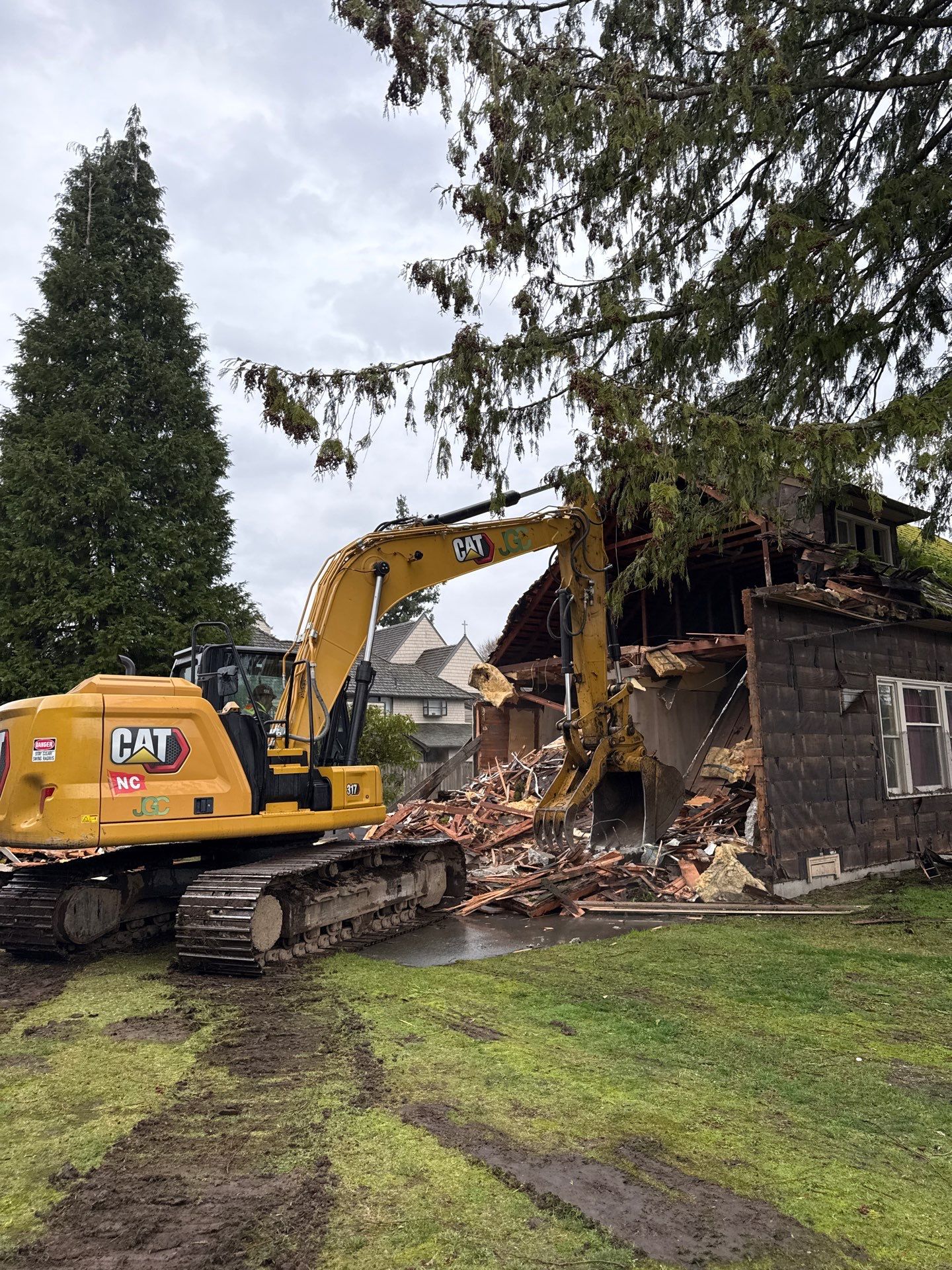 Structure Demolition and Site Clearing in Sedro-Woolley by Janicki General Contracting