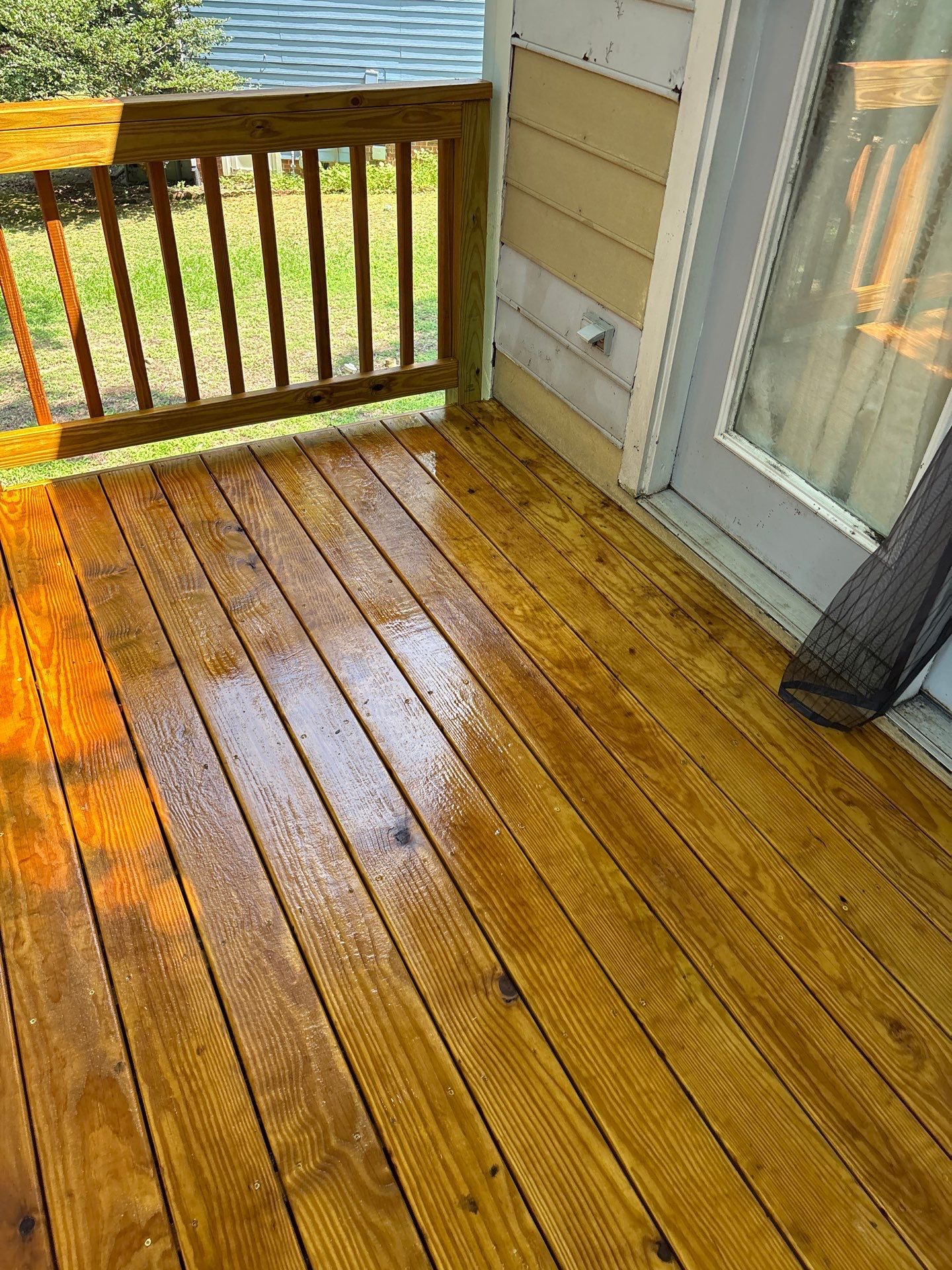 Deck using Wood Sealant by DuraSeal