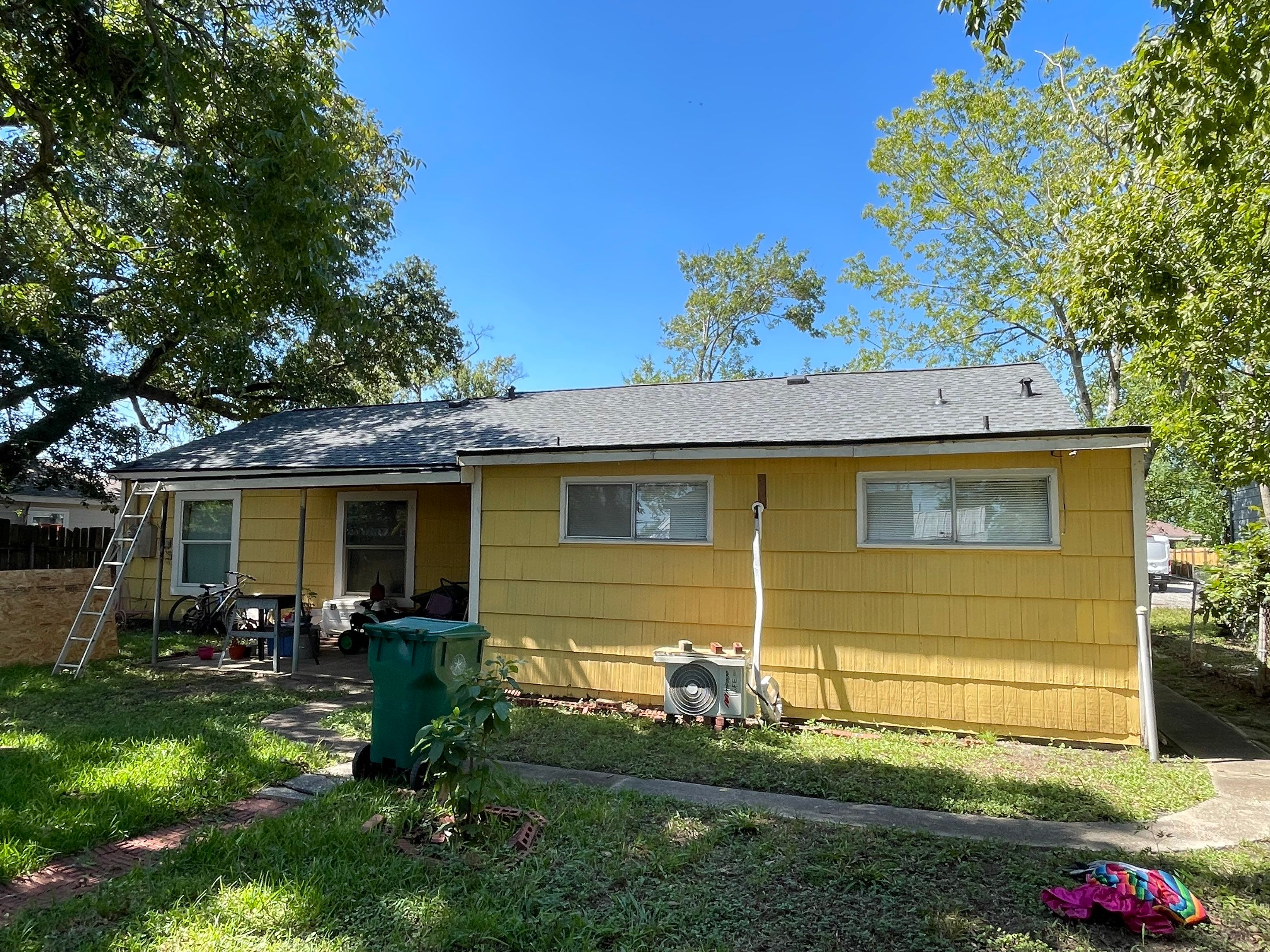 Residential Roofing Installation using Atlas Pinnacle® Pristine Pewter by CAP Roofing and Construction LLC