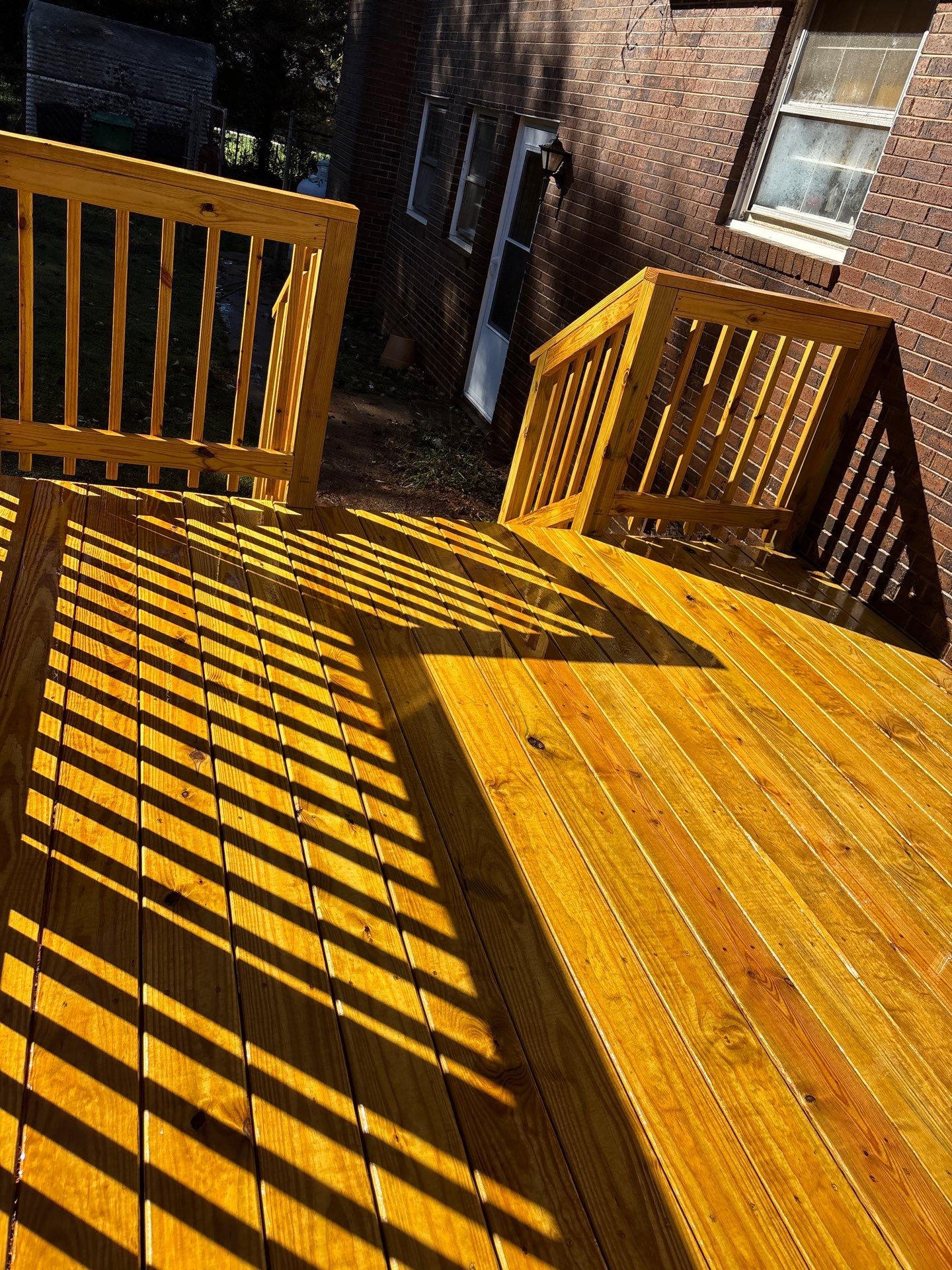 Wood Deck using Wood Sealant by DuraSeal