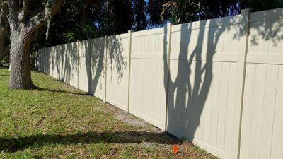 Nokomis, FL 6+2 Tan Vinyl Privacy Fence
