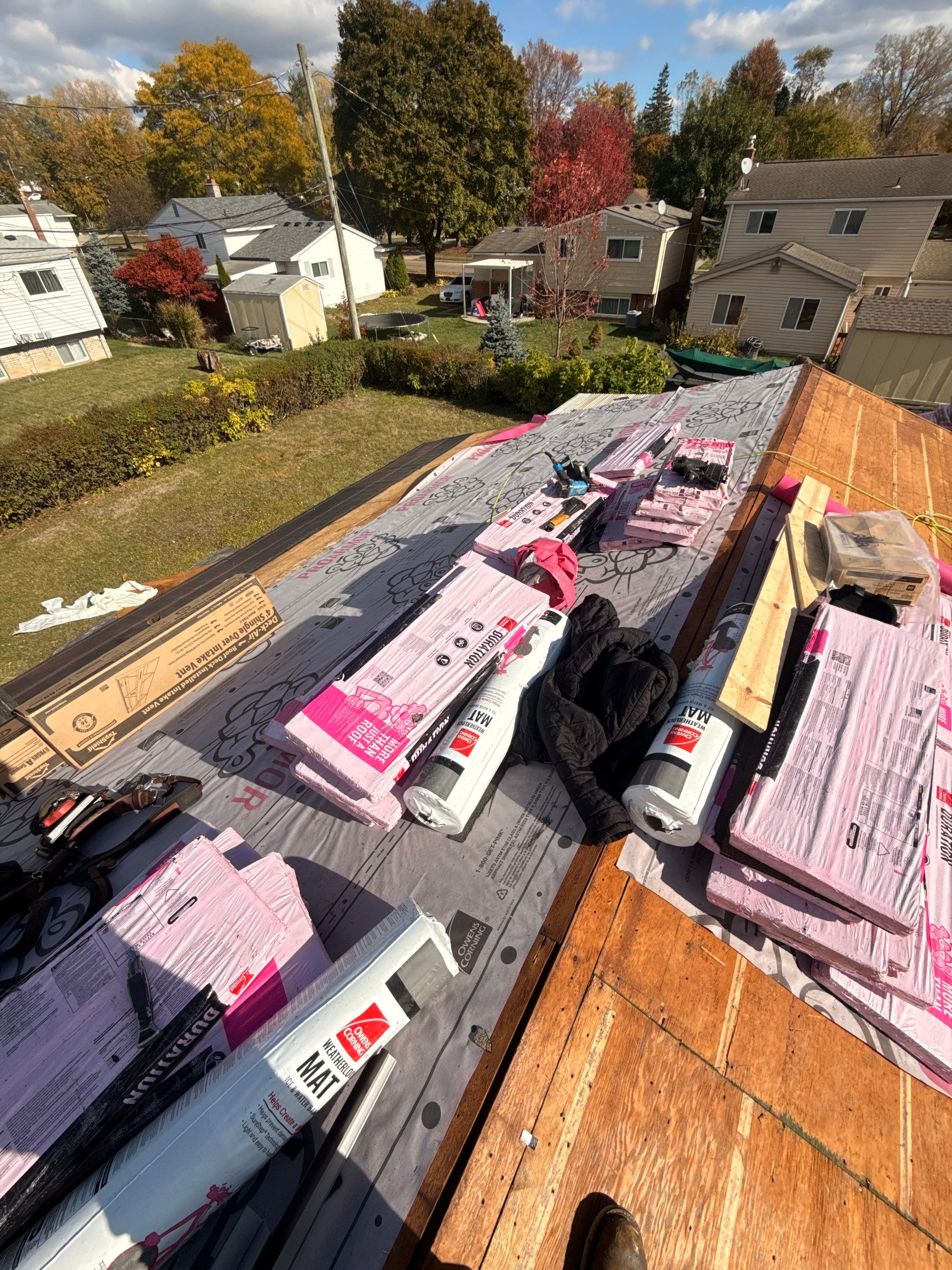 Roof Replacement using Owens Corning Brownwood by 180 Contractors